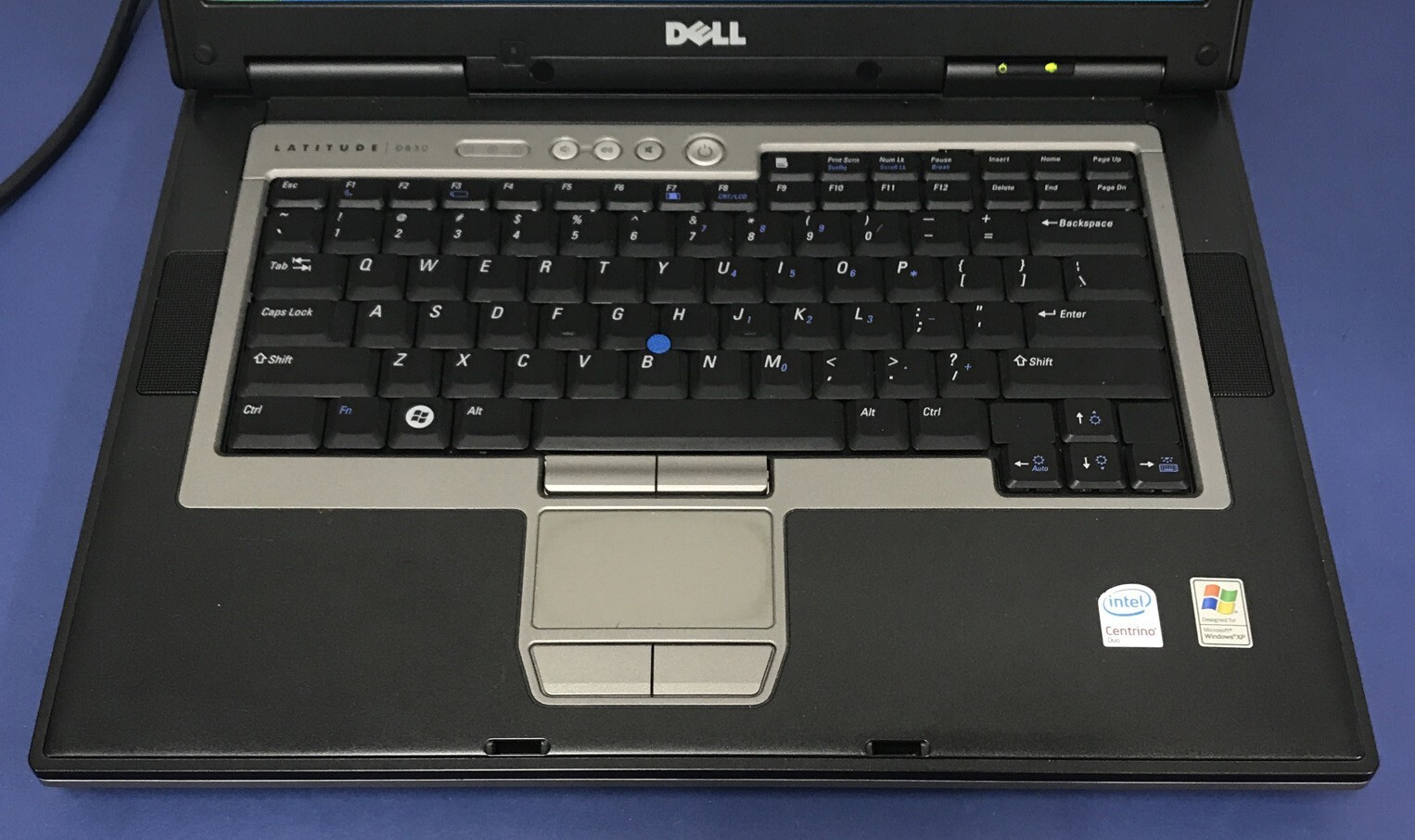 DELL LATITUDE D830 CORE 2 DUO 2GBRAM 120GBHDD SERIAL PORT Windows XP Pro *READ*