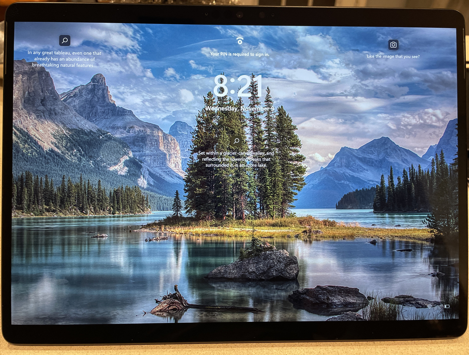 Microsoft Surface Pro X, Model1876, SQ1 Processor,128GB SSD, 8GB Ram, Windows 11