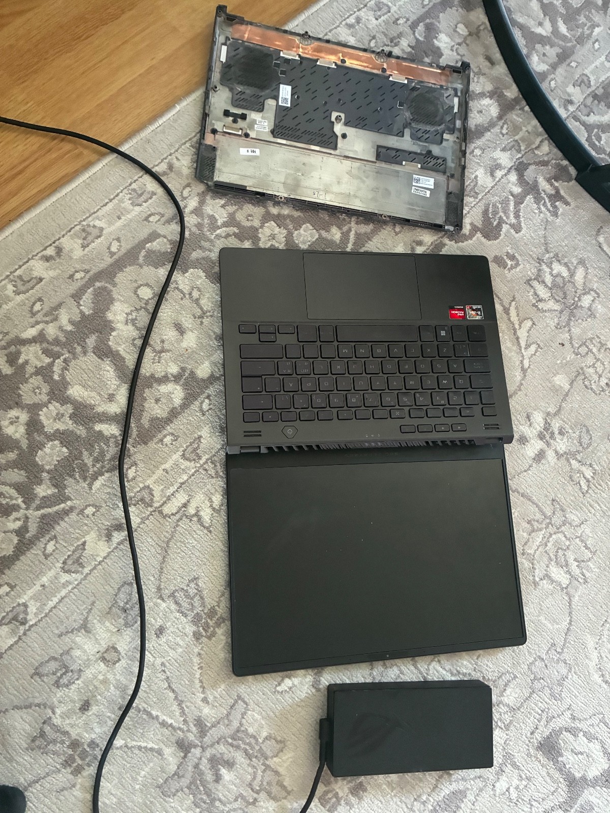 ASUS ROG Zephyrus G14 2022 GA402R-JL8174W – For Parts / Repair