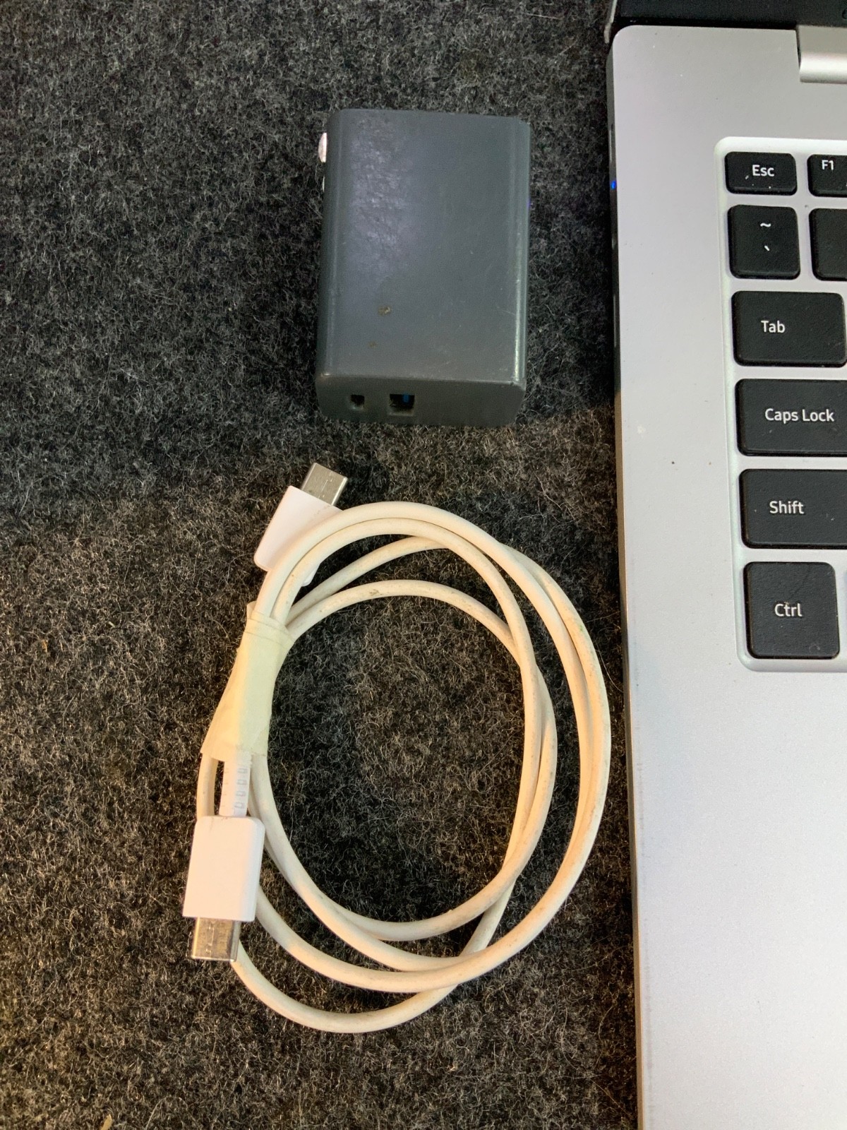 SAMSUNG NP545XLA QUALCOMM SNAPDRAGON 8CX GEN 2 @ 3.5GHz,8GB RAM, 128GB SSD