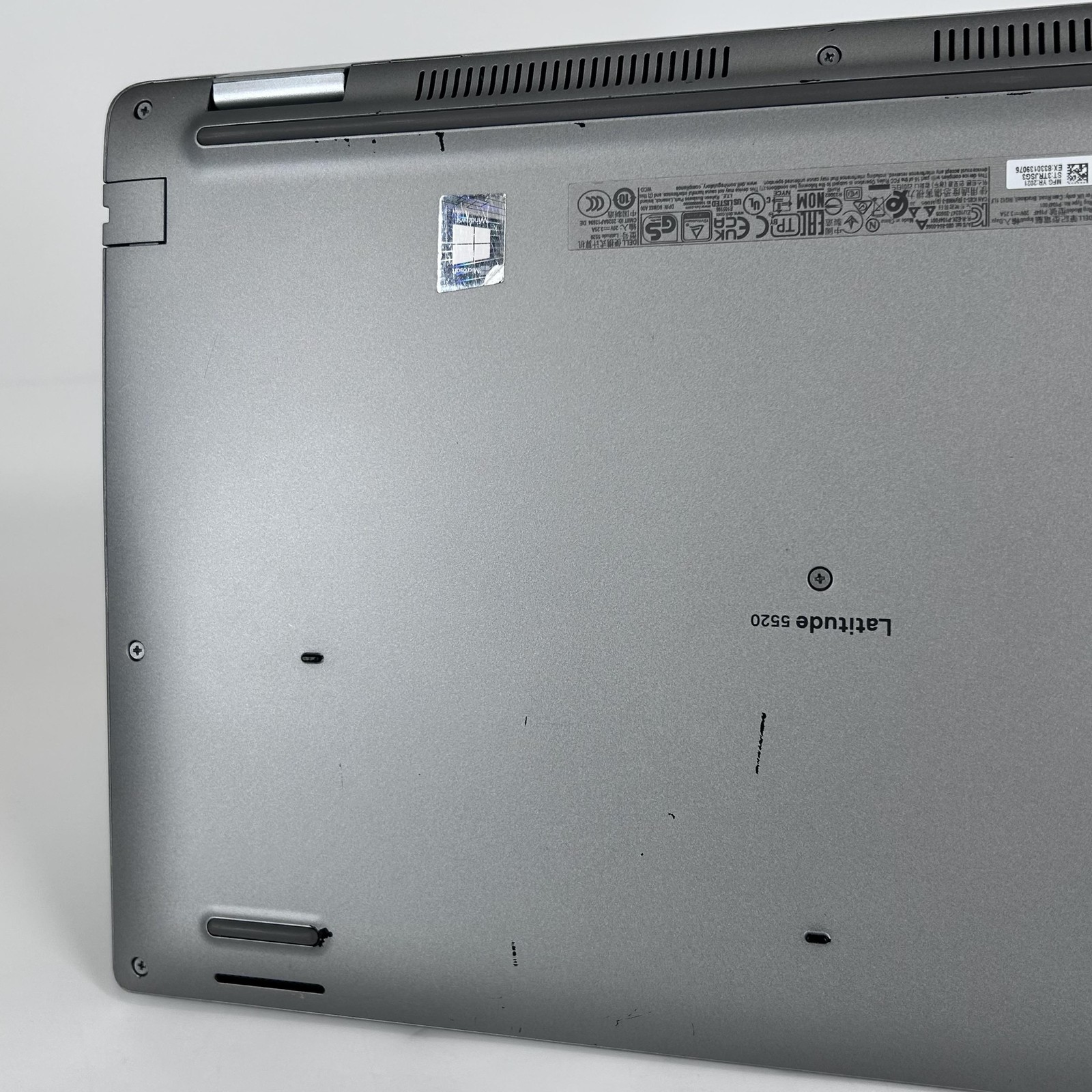 Dell Latitude 5520 15 FHD i5-1135G7 2.40GHz 16GB RAM 256GB SSD Good FRAME SPLIT