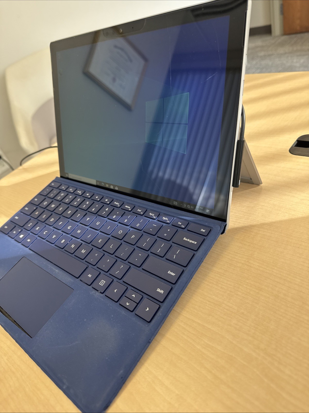 Microsoft Surface Pro 5 Gen 1796 i5/8/128 Windows 10 Pro