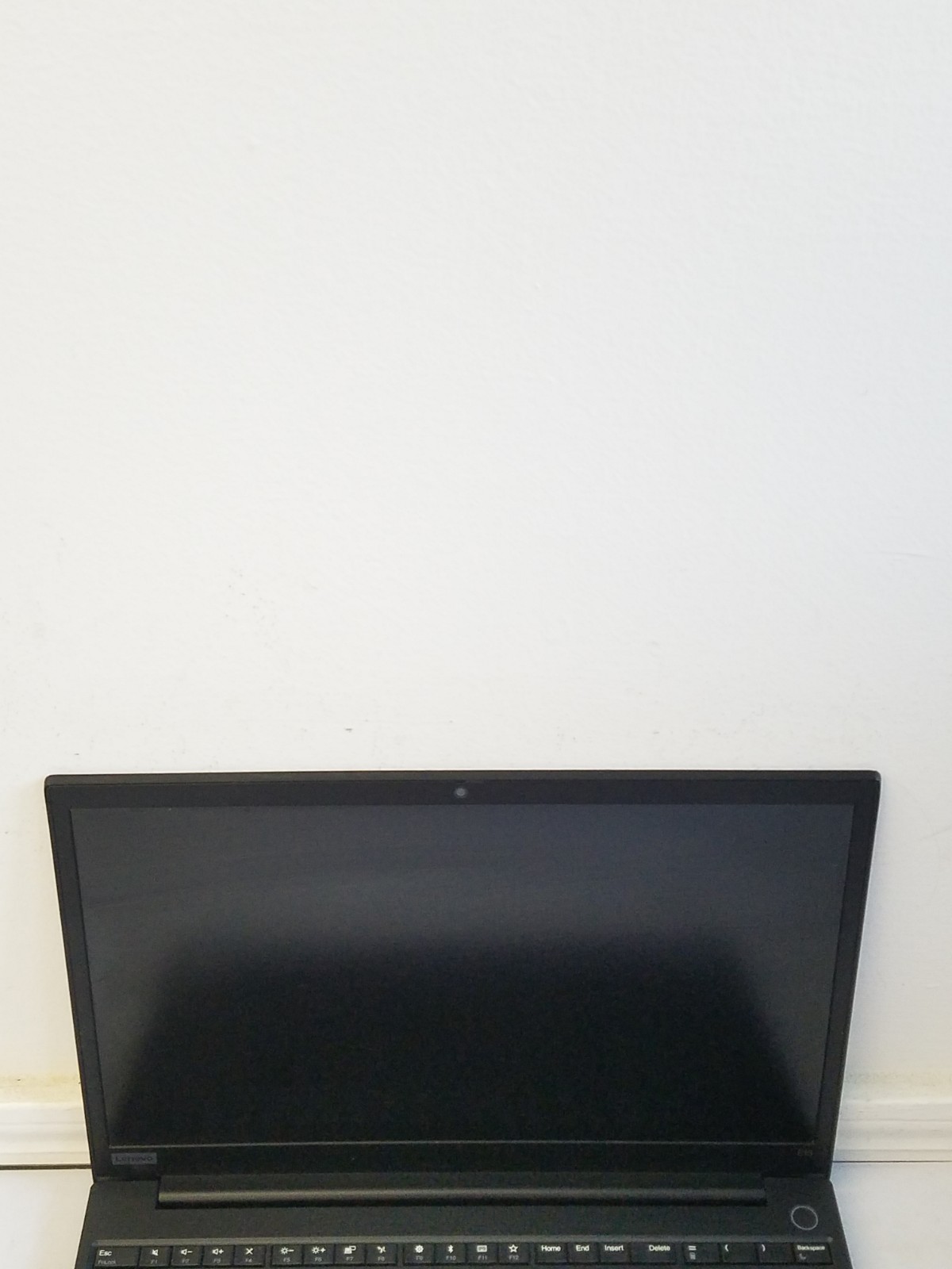 Lenovo ThinkPad E15 Laptop – Intel i5 Gen 10 – 8GB RAM – 240GB SSD – Windows 11