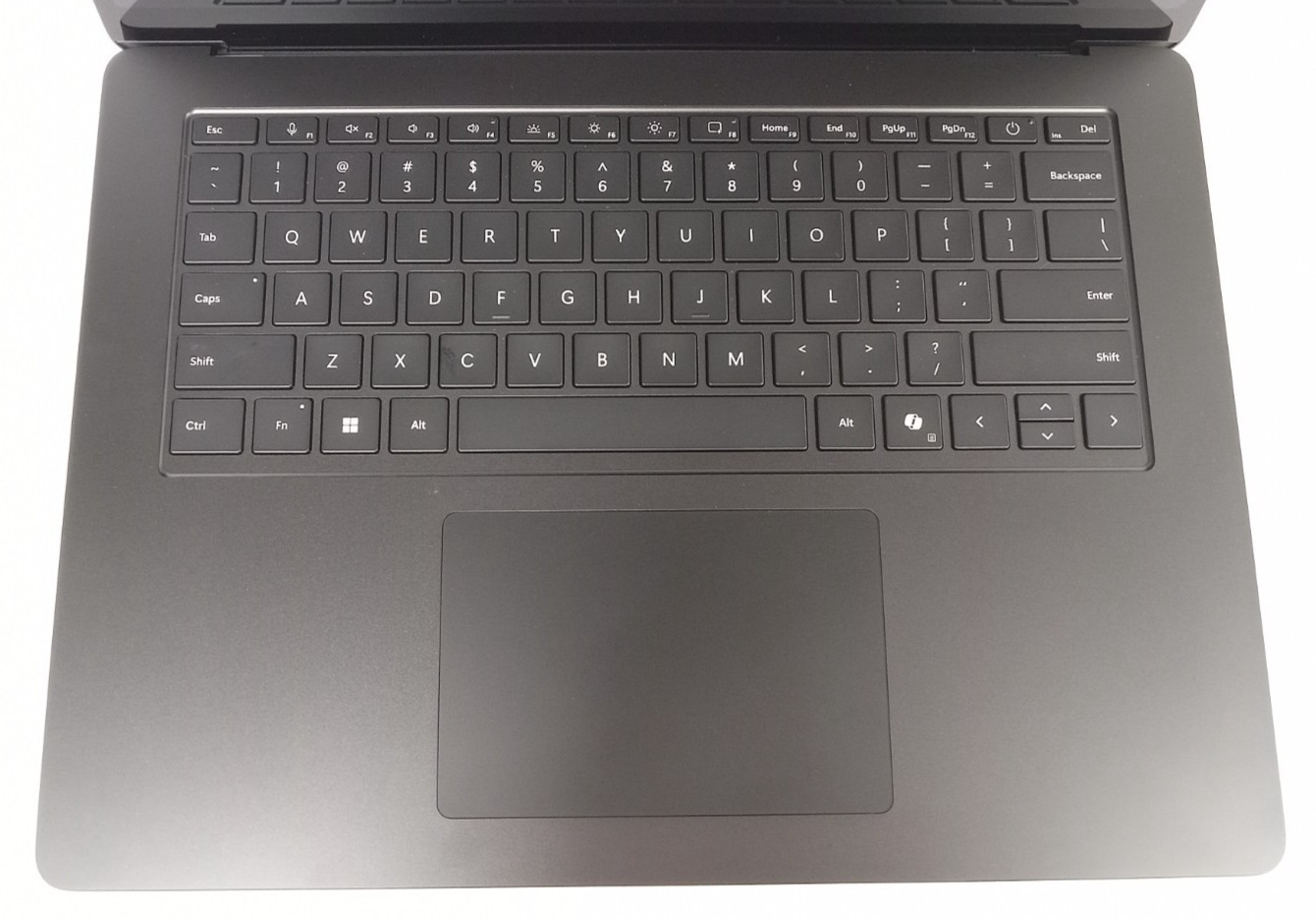Microsoft Surface Laptop 7 15″ 2037 (1TB NVMe SSD, Snapdragon X Elite, 16GB RAM)