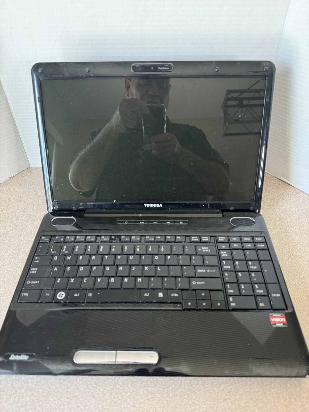 TOSHIBA Satellite L505D-GS6000 AMD Vision 15.6” 4 GB NO HD Or AC Parts Only SHOP