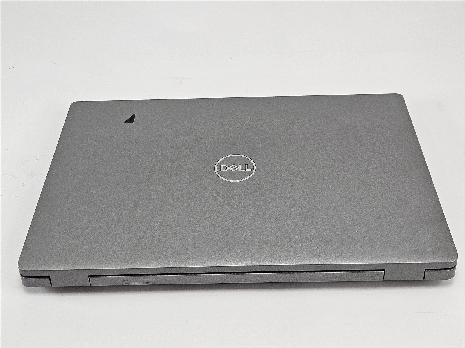 Dell Latitude 5431 i7-1270P 16GB 256GB SSD 14″ HDMI Thunderbolt 4 P137G
