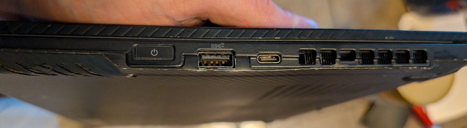 ASUS ROG Flow X13 13.4” READ DESC (1TB SSD, 6900HS, 16GB DDR5, RTX 3050 Ti)