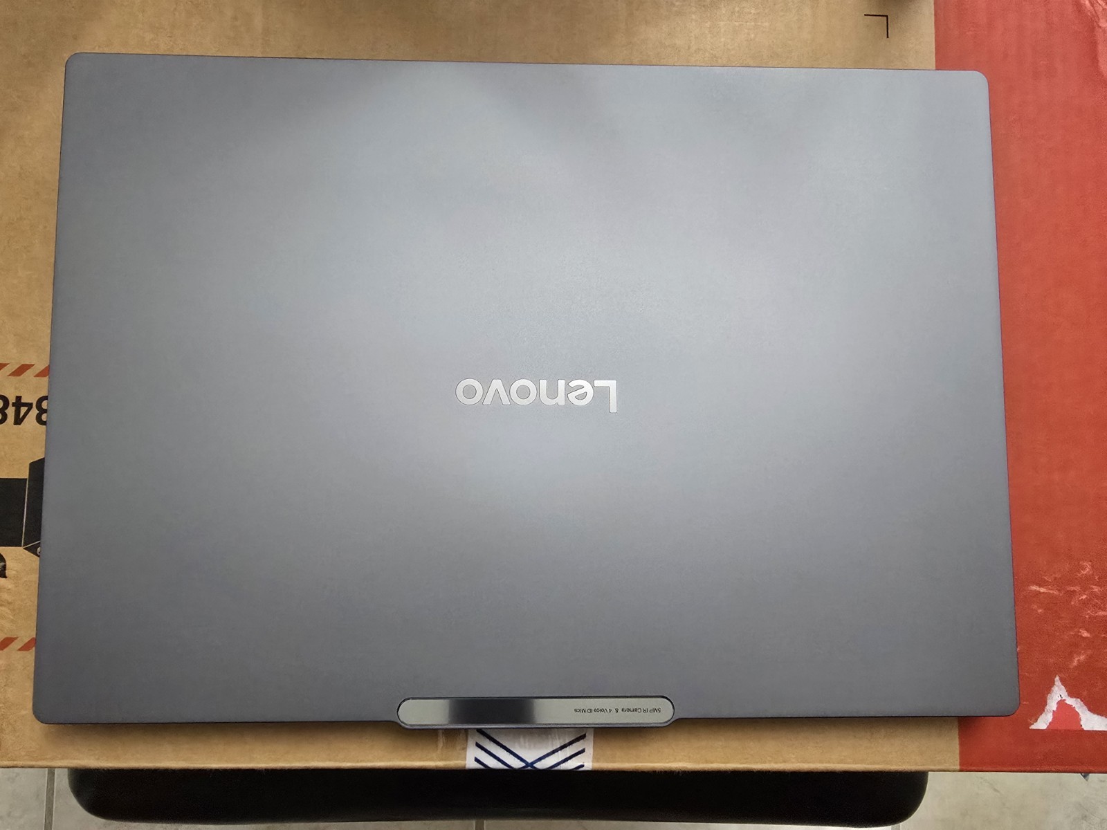 Lenovo Yoga Pro 9i Aura Edition 16″ OLED Ultra 9 285H 32GB 1TB RTX 5060 Laptop