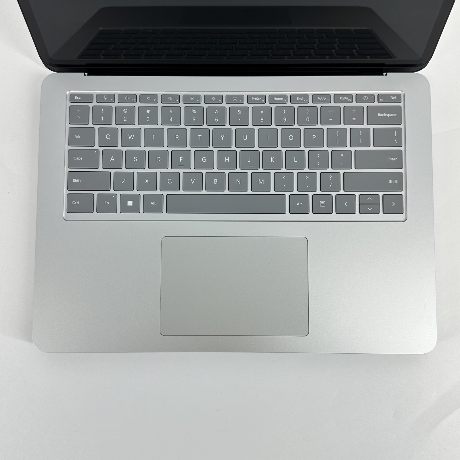 Microsoft Surface Laptop Studio 2 14 2K TOUCH 2.9GHz i7-13800H 32GB 1TB RTX 4050