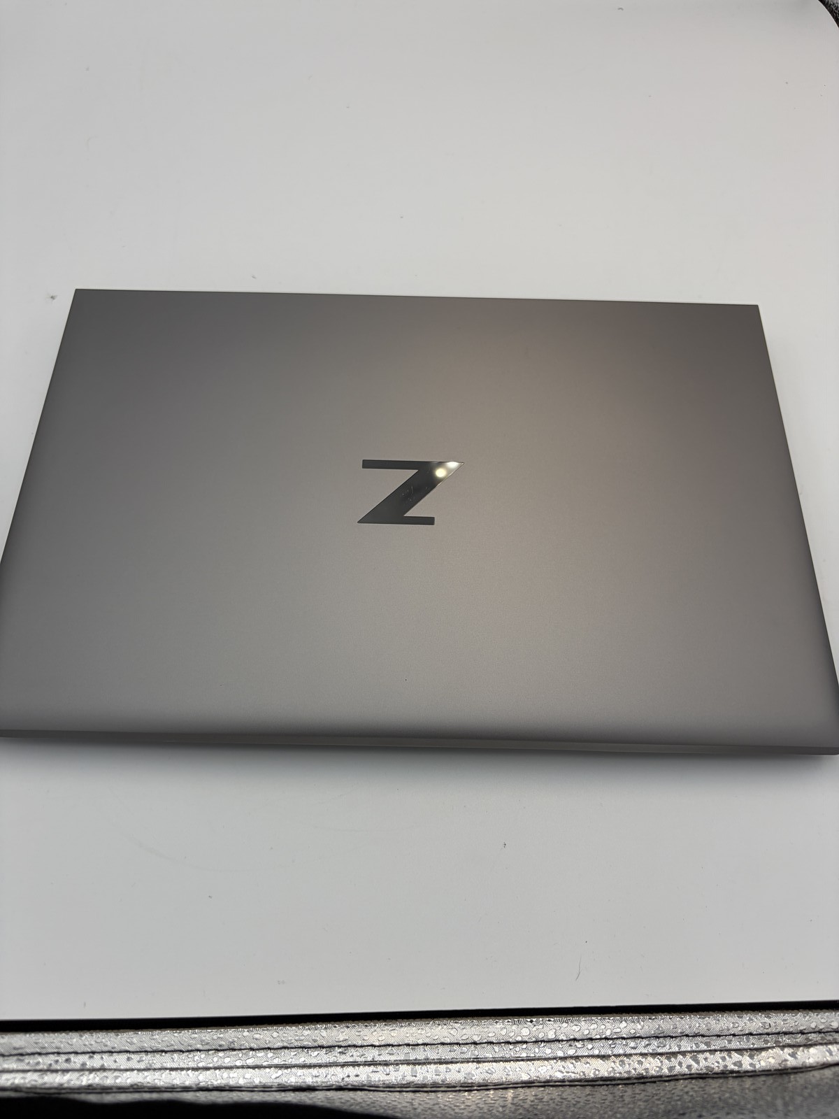 HP ZBook FireFly 14 G8 (2020) 11th Gen Intel(R) Core(TM) i7-1165G7 @ 2.80GHz 16G