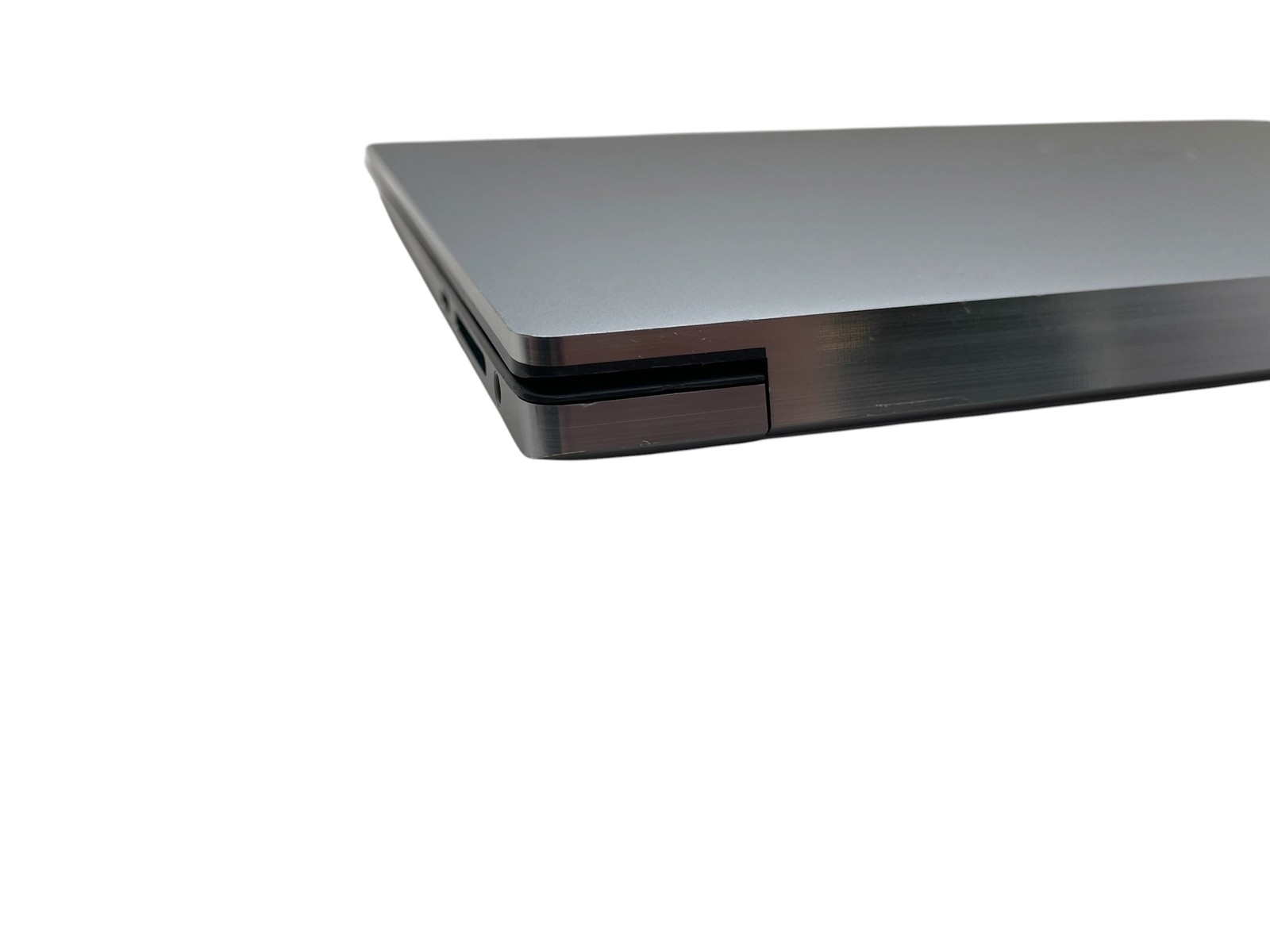 Dell Precision 5550 15″ – i7 2.6GHz – 16GB RAM – 256GB SSD – Grade D