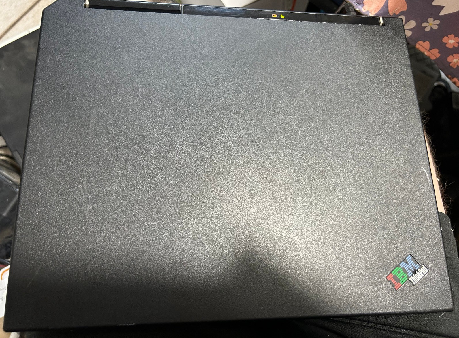 IBM ThinkPad R40 Laptop, XP Proffesional , 15″ LCD, Centrino, 60GB DD, 1GB RAM