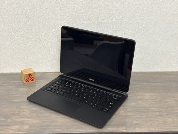 DELL Latitude 7350 2-In-1 Laptop M-5Y71 CPU 8GB RAM No post – For Parts