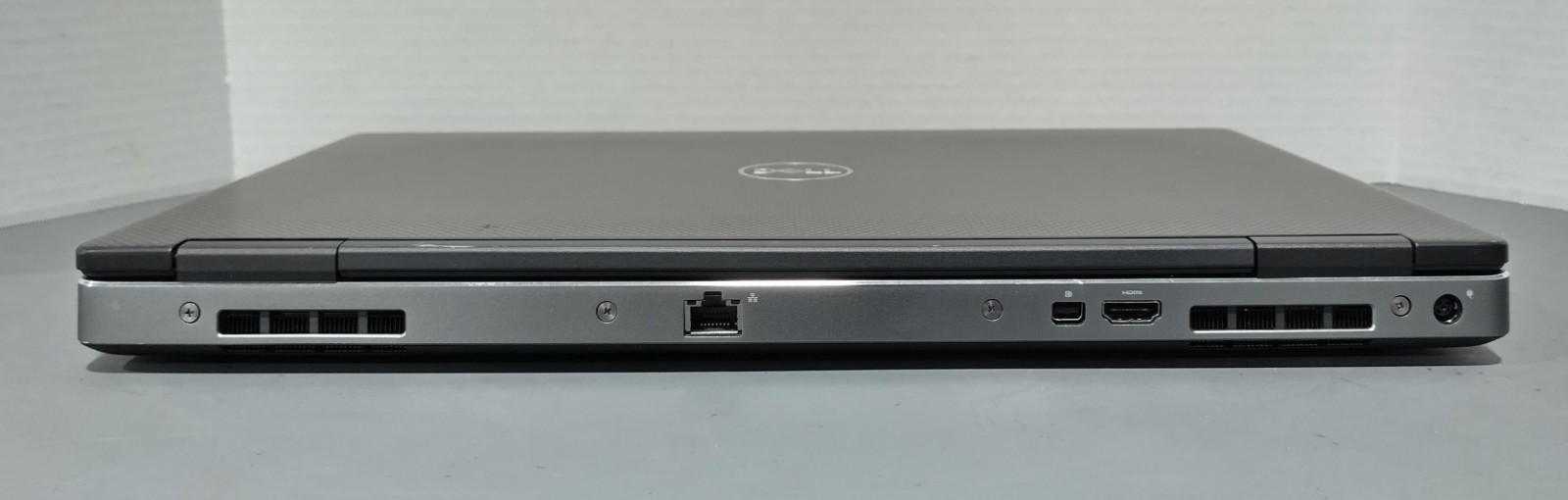 Dell Precision 7530 15.6″ FHD i5-8300H 32GB RAM 512GB NVMe No OS Radeon WX 4150