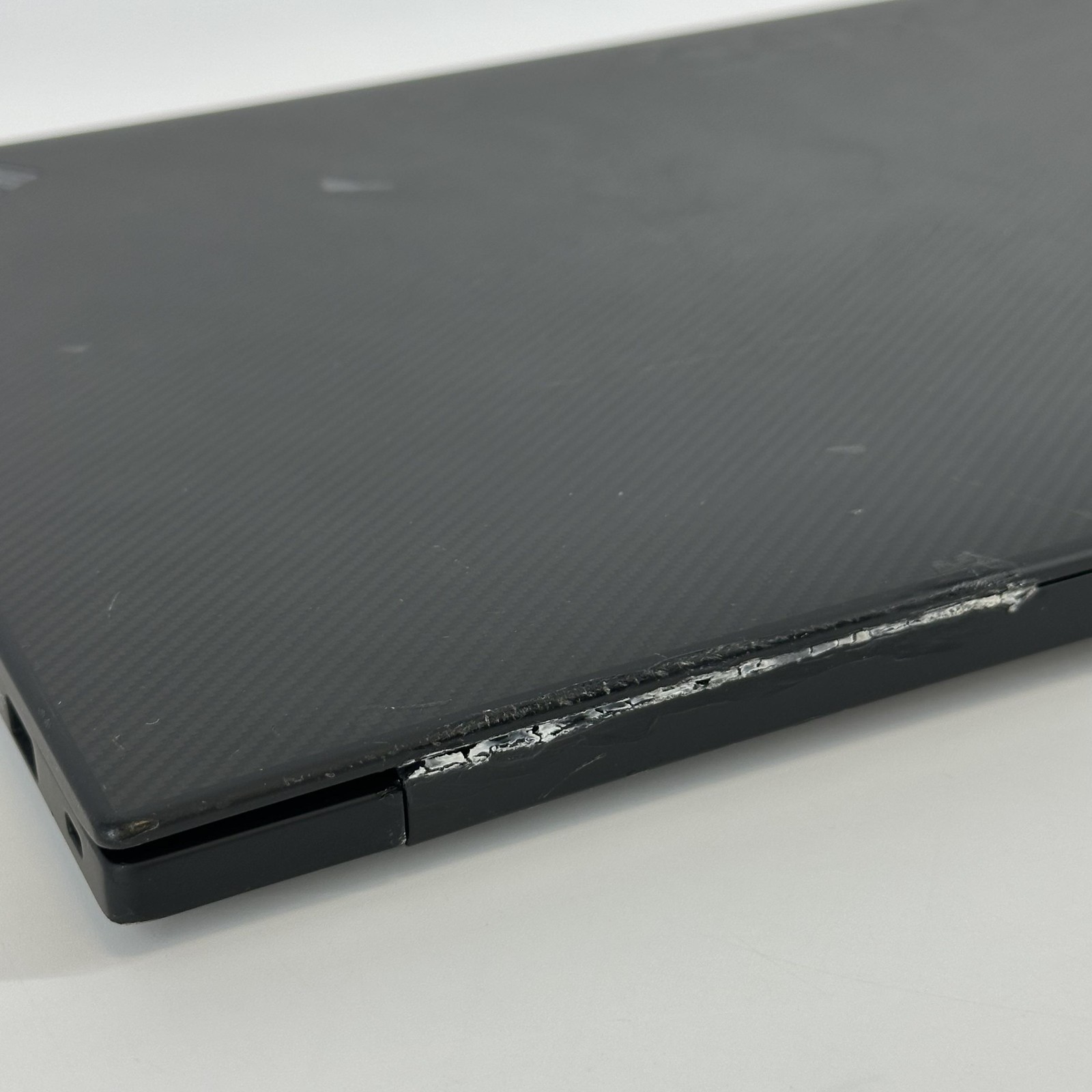 Lenovo ThinkPad P1 Gen 5 16 UHD+ i9-12900H 64GB 1TB RTX 3080 Ti Cracked Screen