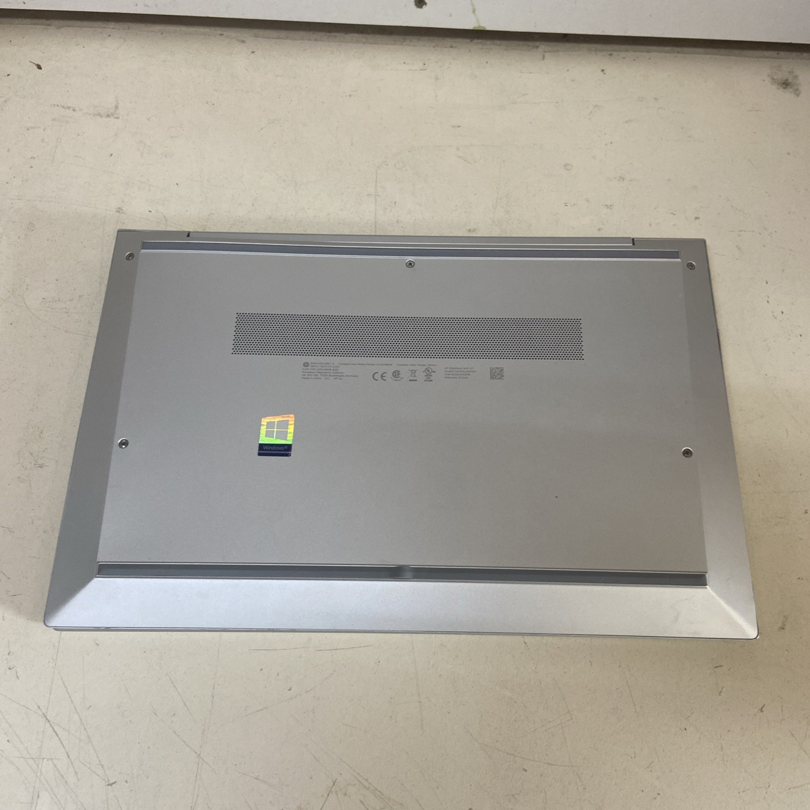 HP Elitebook 840 G7/1.7ghz Core i5-10th gen QUAD/12GB/128GB SSD/14″-W10Pro