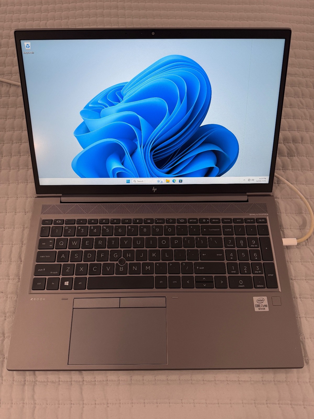 HP ZBook Firefly 15 G7 Mobile Workstation – 16GB RAM / 1TB SSD – NO BATTERY