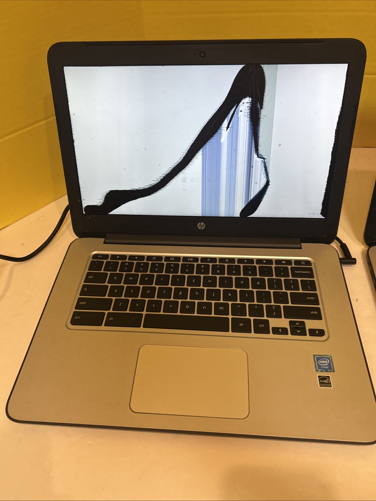 Lot of 2 HP Chromebook 14 G4 14″ For Parts / Repair