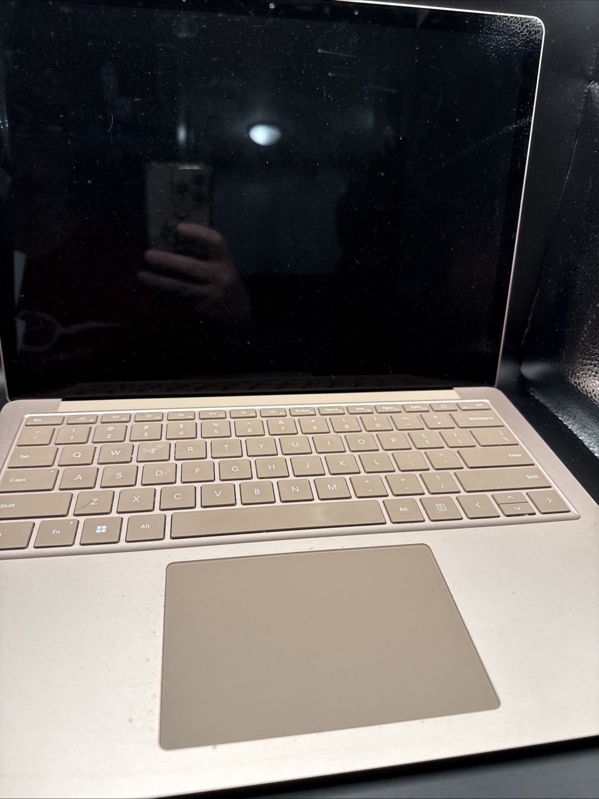 Microsoft Surface Laptop Model 1951 8 GB Ram/ 512 GB with Power Cord TESTED