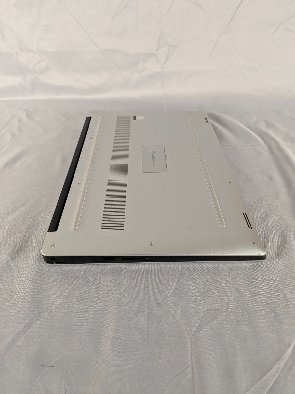 Dell Precision 5530 UHD 4K Touch E-2176M 32GB 1TB SSD P2000 Backlit KB