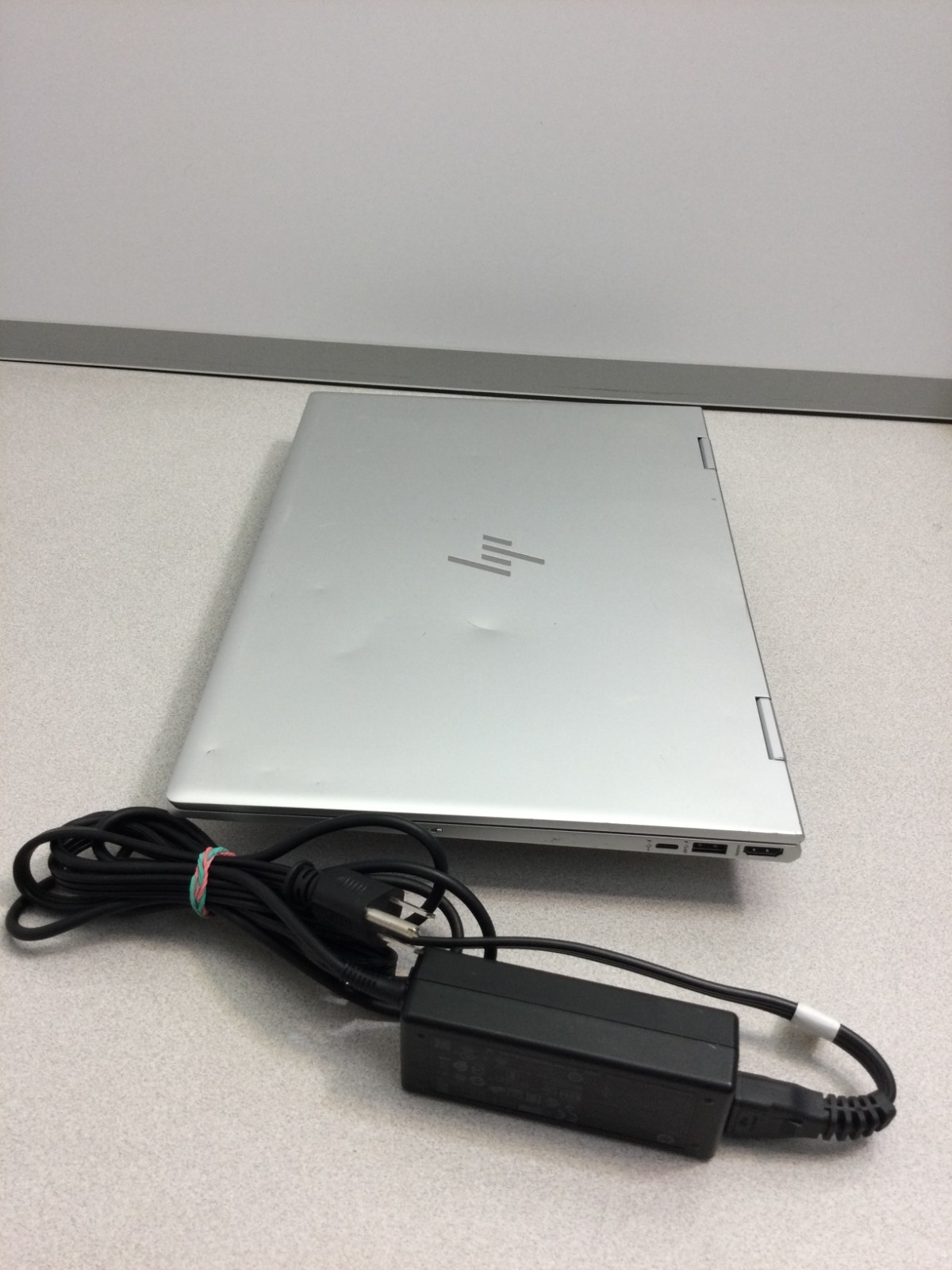 HP Envy x360 Convertible 15m-dr1xxx 15.6″Touch /i7-10510U/16GB/256GB SSD 1.80ghz