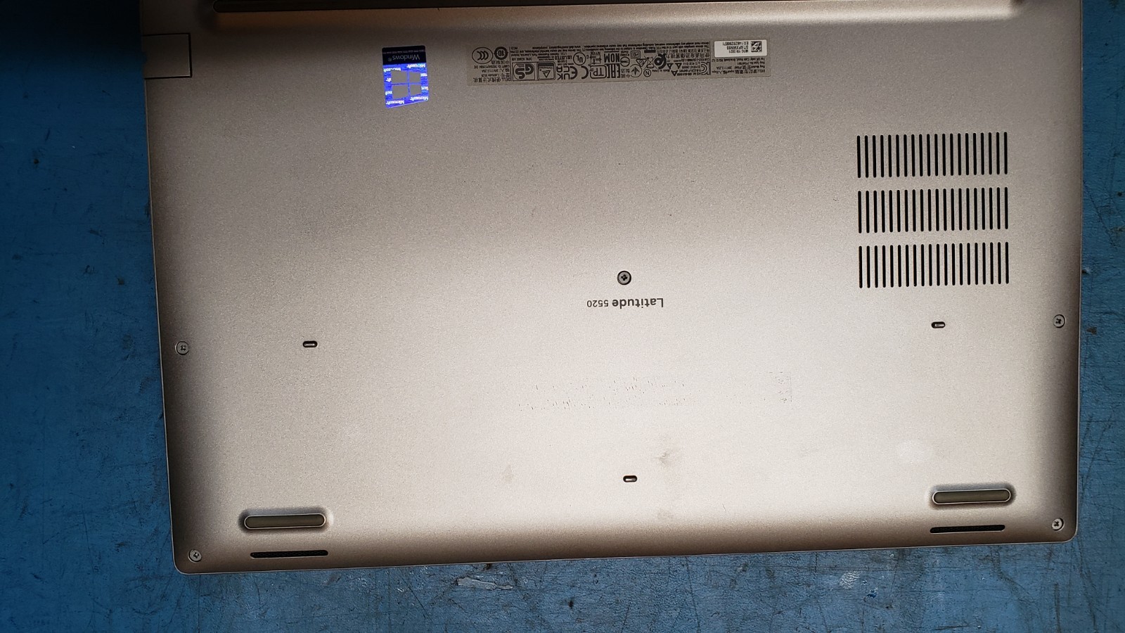 Dell Latitude 5520 i5-1135G7 16GB RAM 256GB NVME READ & CHECK PICTURES