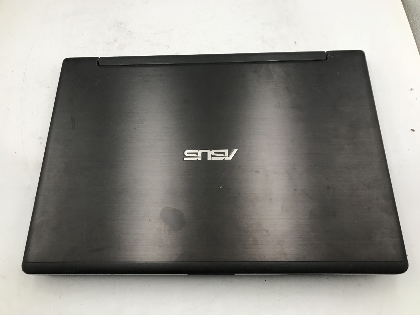 ASUS S550C LAPTOP – FOR PARTS/NO POWER – INTEL I7 3537U – NO RAM – READ DESC -BB