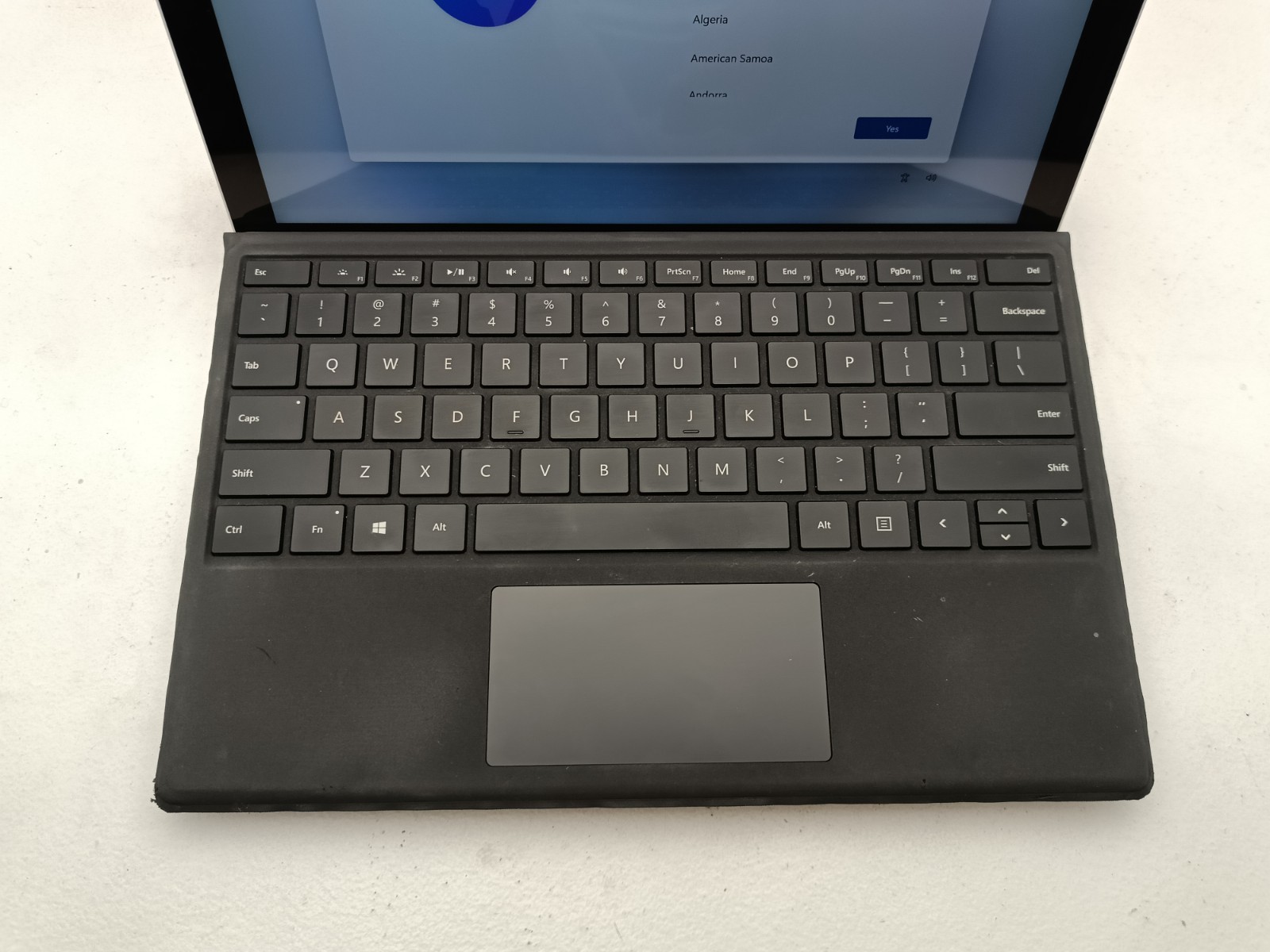 Microsoft Surface Pro 4 | 12.3″ | i5-6300U | 4GB 128GB SSD | Win 11 Pro #91