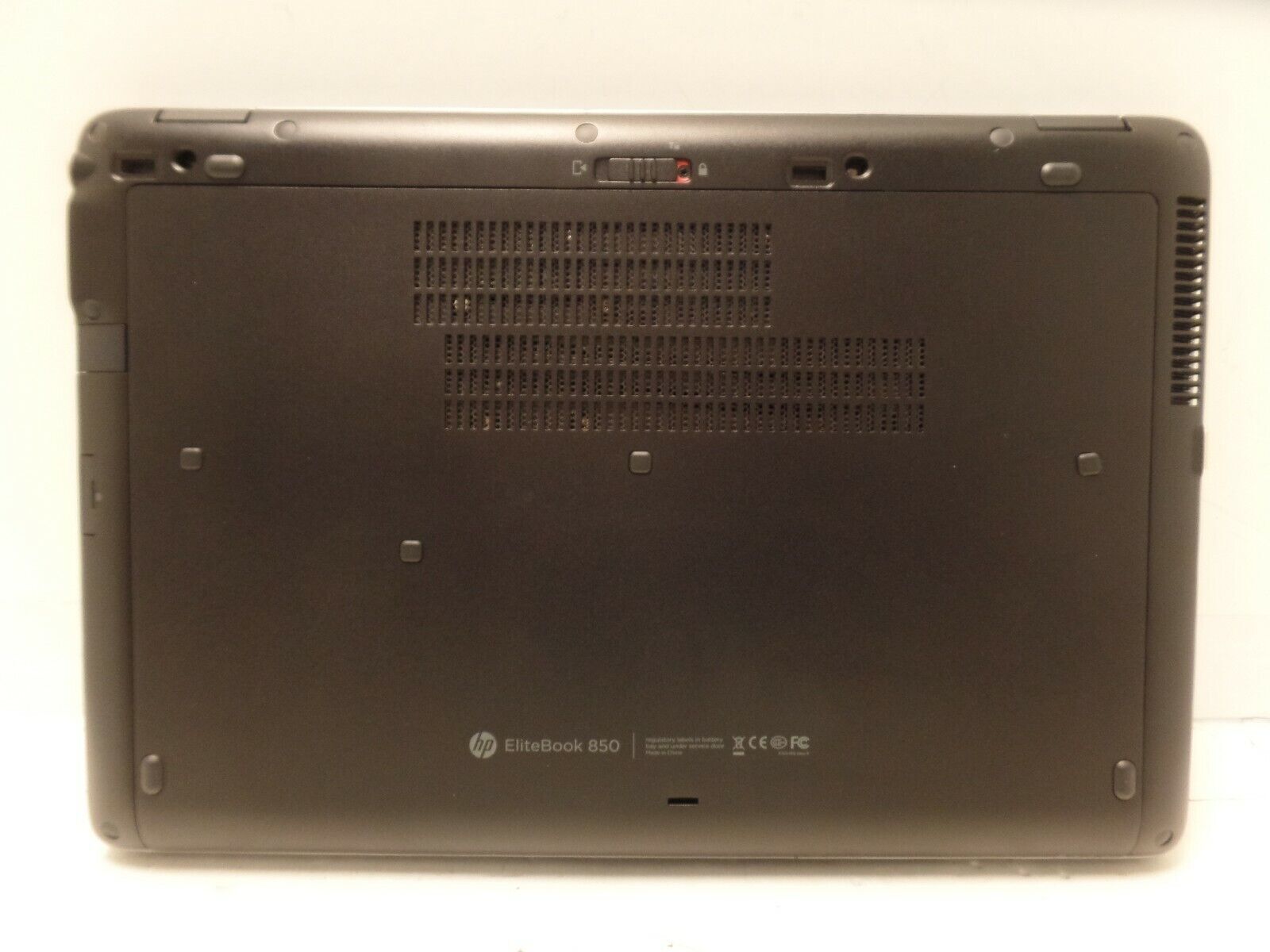HP EliteBook 850 G2 (L4A23UT#ABA) 2.3GHZ i5-5300U 8GB 180GB SSD WIN10