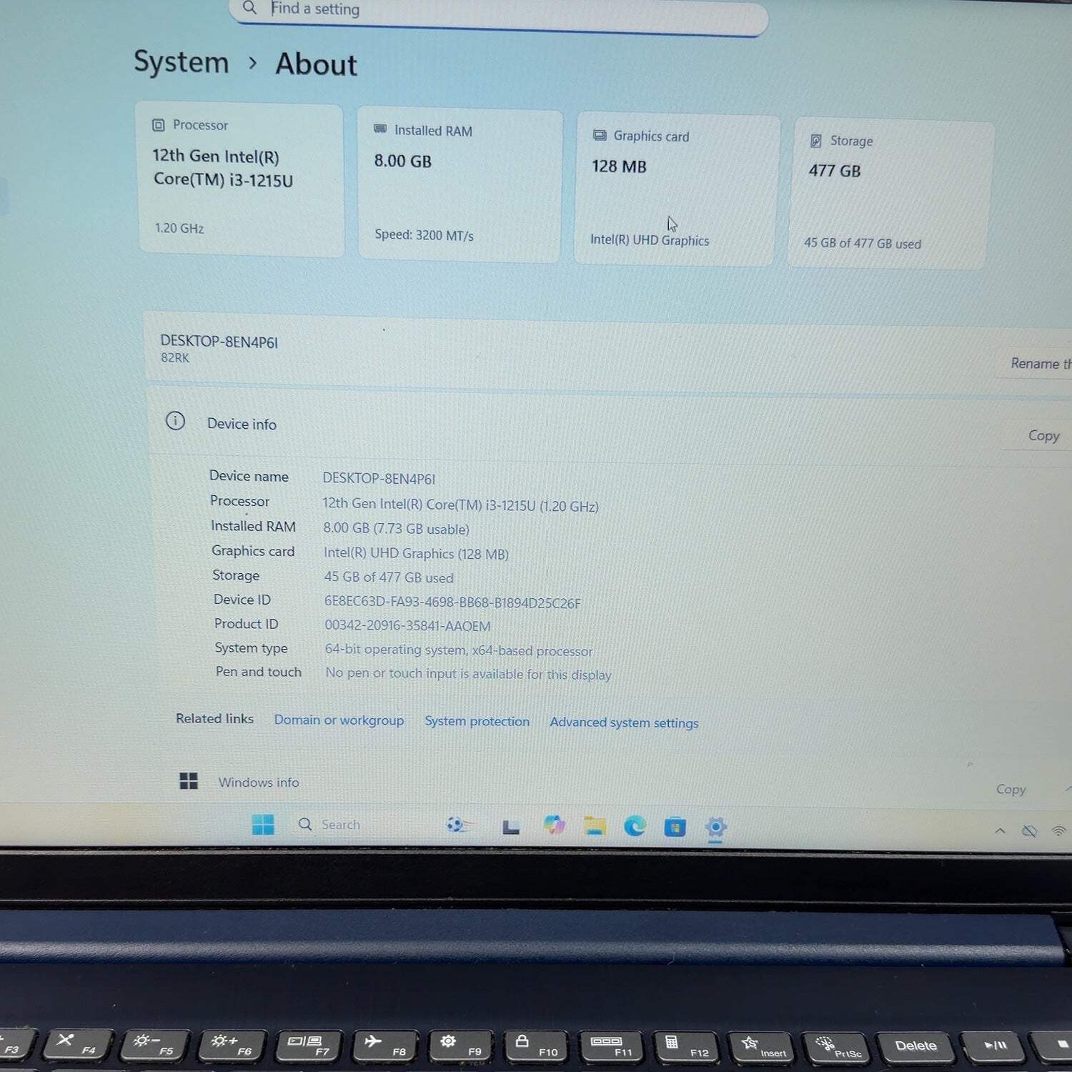 Lenovo IdeaPad 3 15IAU7 15.6″ i3-1215U 1.2GHz 8GB RAM 512GB SSD