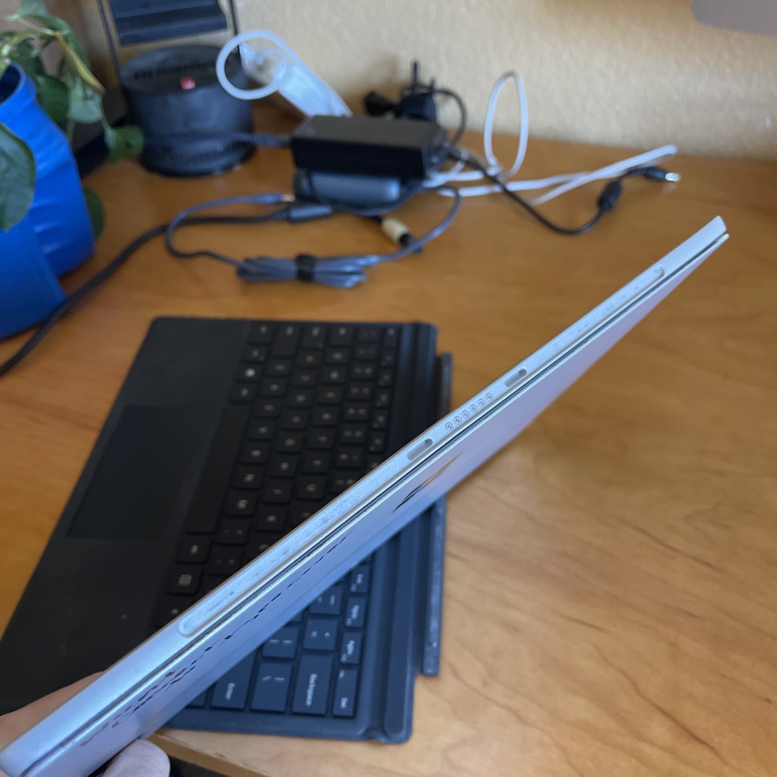 Microsoft Surface Pro 7 12.3″ Tablet i5-1035G4 8GB 128GB SSD Win11 BAD KEYBOARD