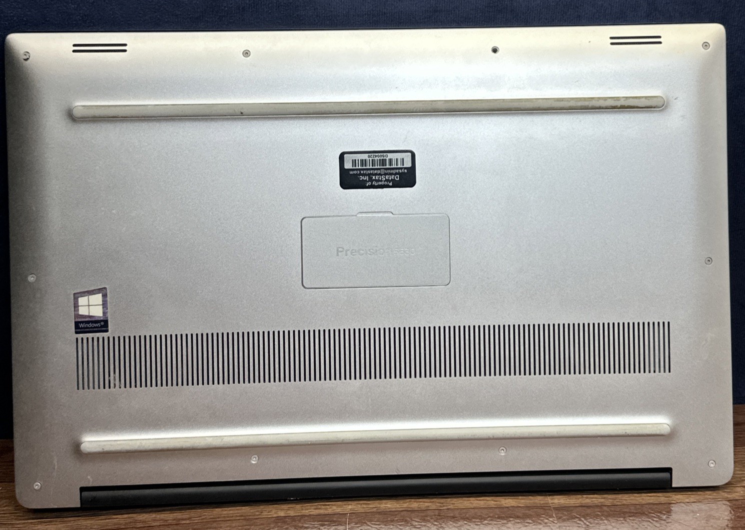 Dell Precision 5530 Tested LCD Screen w/ Chassis & Battery -No Motherboard