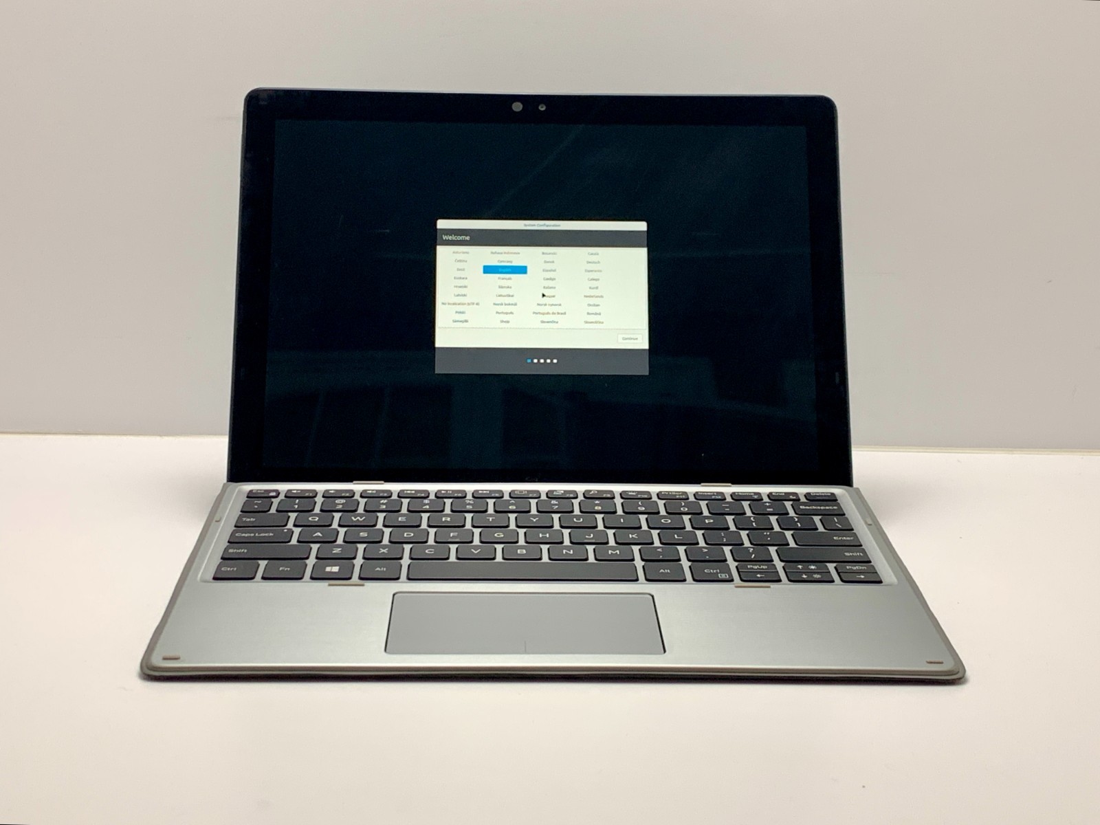 Dell Latitude 7200 2-in-1 | i5-8365U | 8GB RAM | 256GB NVMe | LINUX | READ