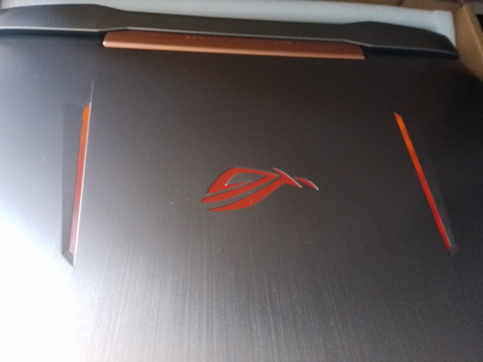 CLASSIC GAMING i7 ASUS ROG G752VL 32GB, 1TB HDD+256GB SSD 17.3″ Touch/ Backlit K