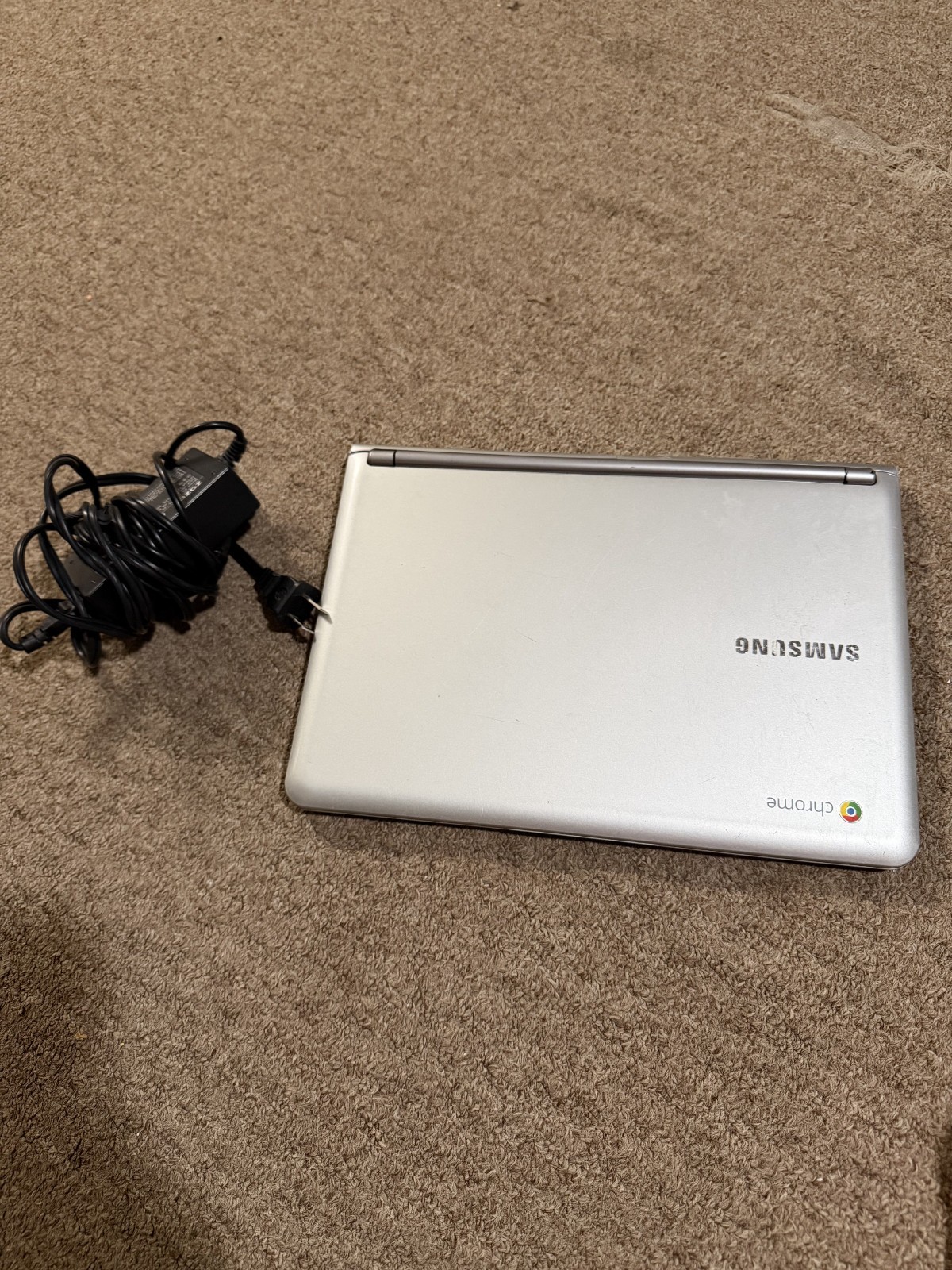Samsung Chromebook 3 XE303C12-A01US 11.6″ 16GB 2GB RAM Chrome OS w/ Charger