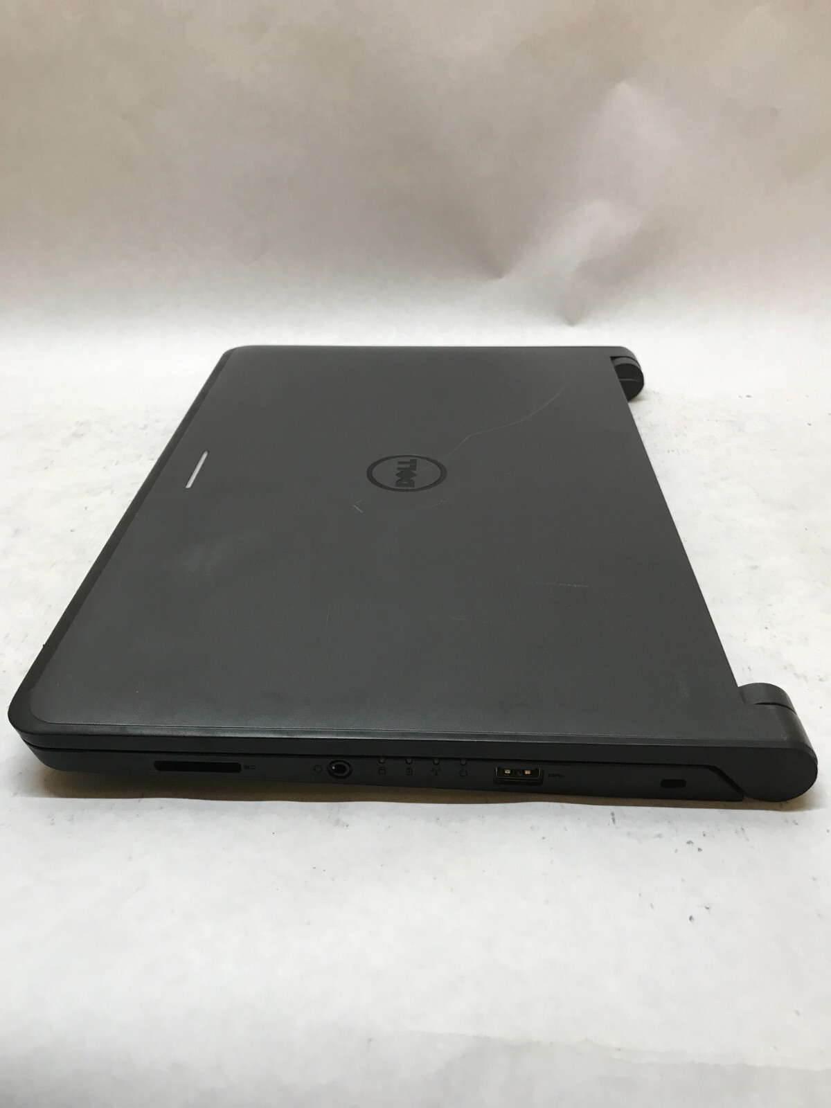 Dell Latitude 3340 13″ Celeron 8GB RAM 500GB HDD Windows 7 NO BATTERY C-Grade DW