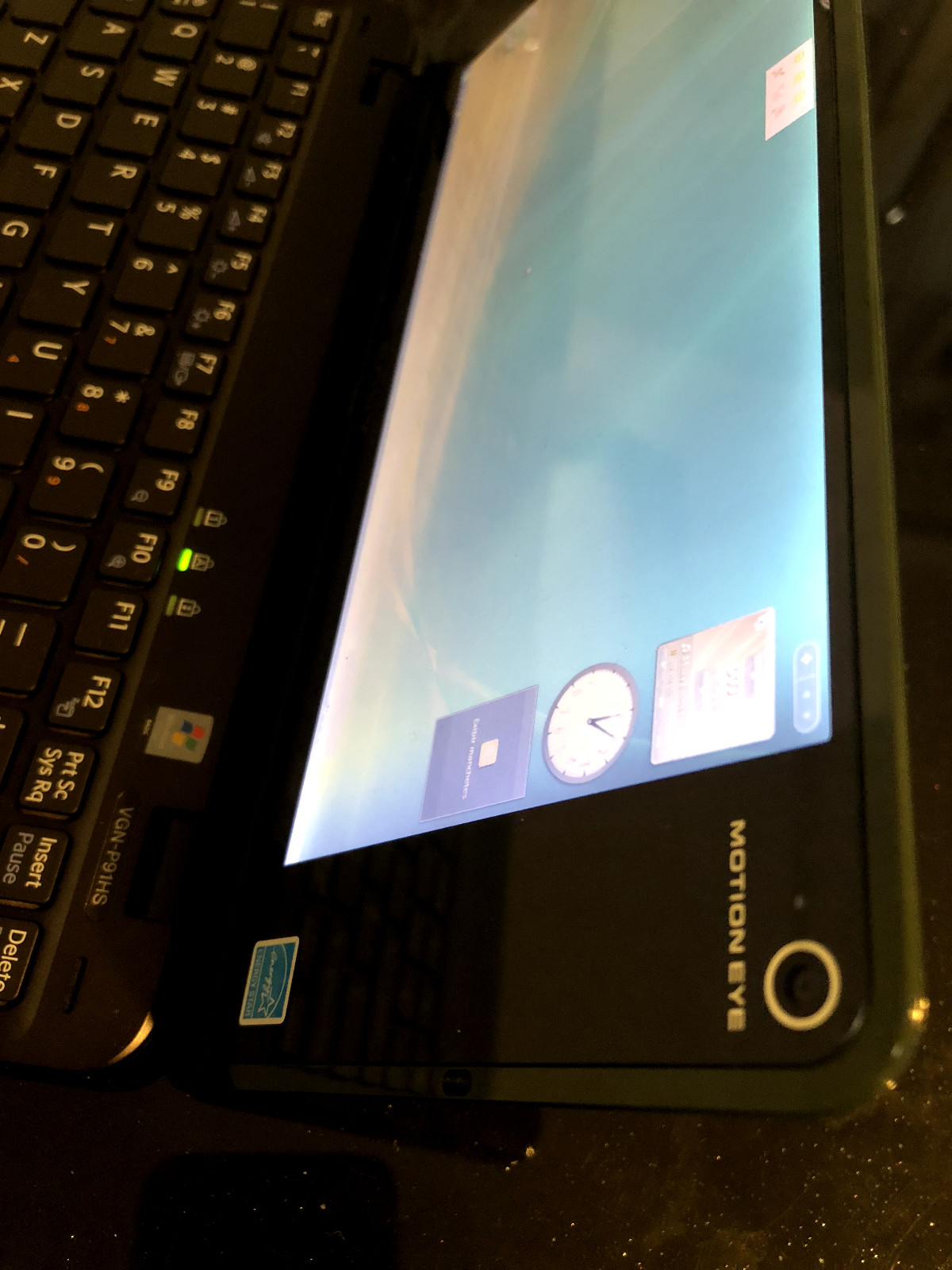 SONY VAIO type P VGN-P91HS Pocket Style PC Layered Peridot Intel Z550 2GHz 2GB