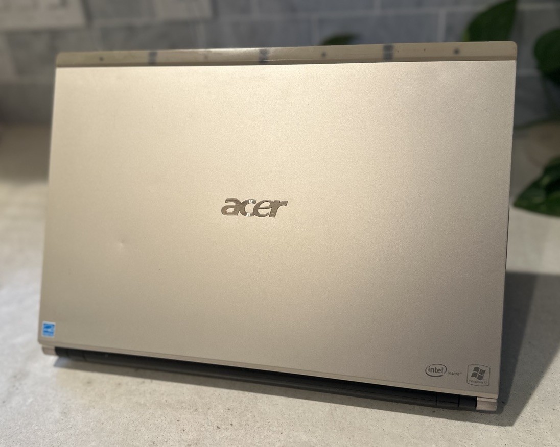 Acer Iconia 6120 PAU30 Dual Touch Screen Laptop Very Rare Windows 10 Upgraded