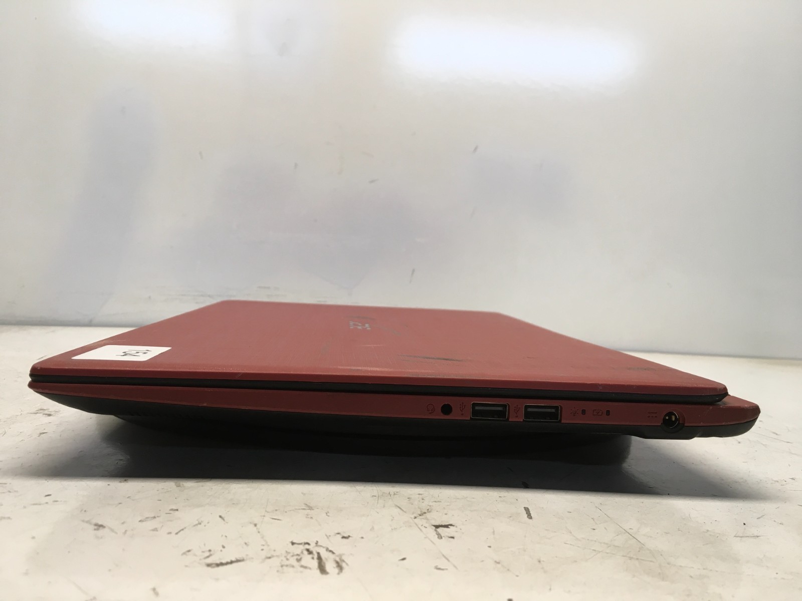 Acer Aspire 3 A315-31-C8WK Intel Celeron N3350 1.1GHz 4 GB NO HDD