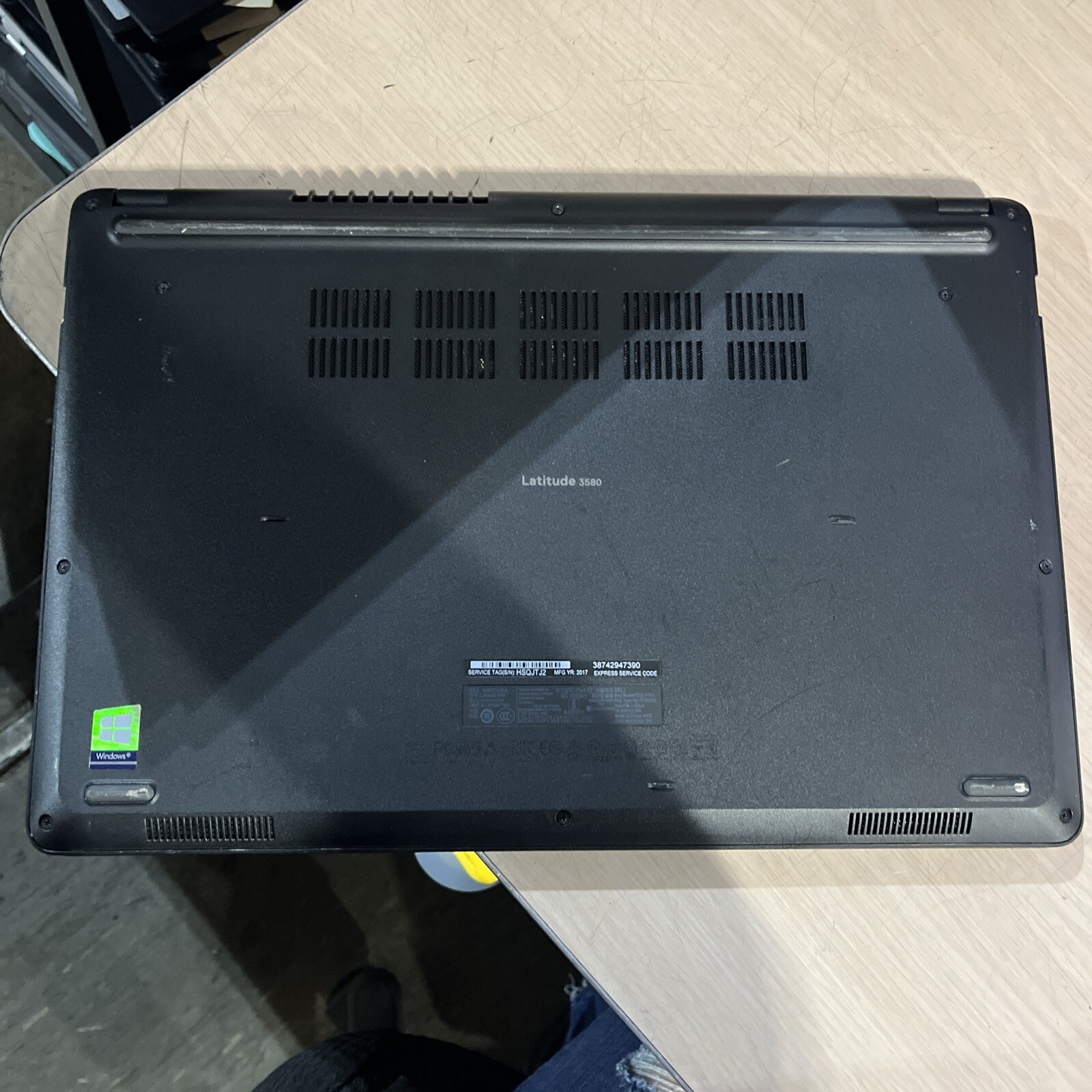 DELL LATITUDE 3580 INTEL CORE I3-7100U 2.40GHZ 4GB RAM NO HD