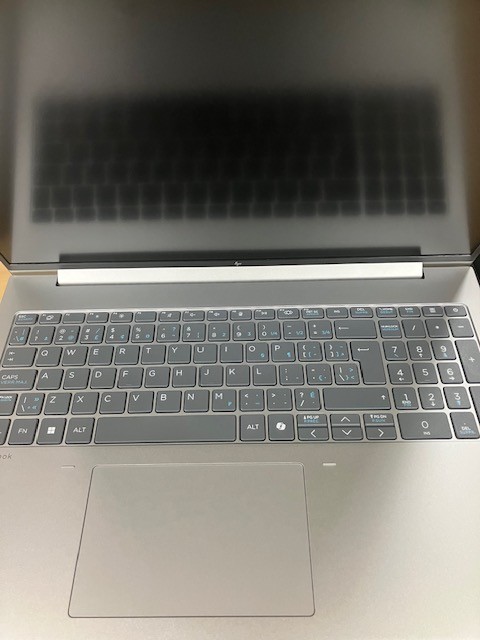 HP Elitebook 6 G1i U5-225U 16GB 512GB Win11