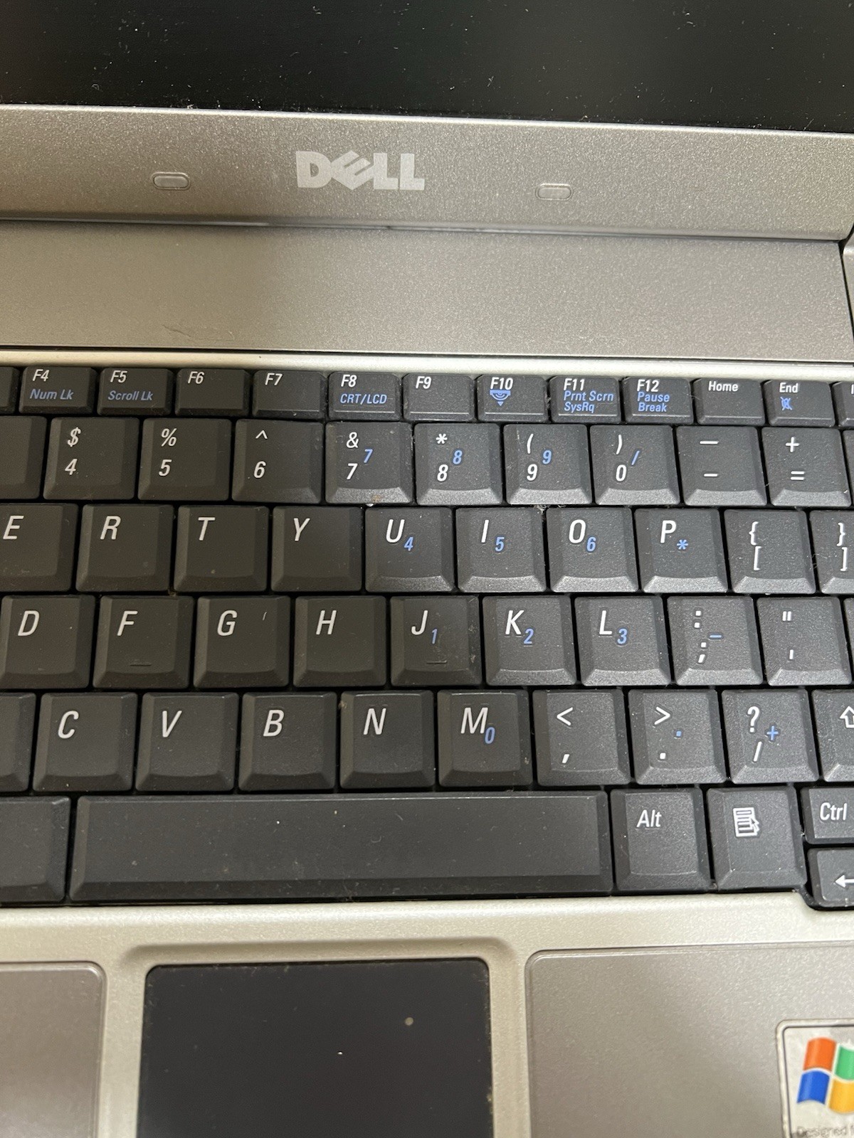 Dell Latitude X300 12″ Intel Pentium M 1.4 GHZ 1.1GB Memory No HDD With DVD