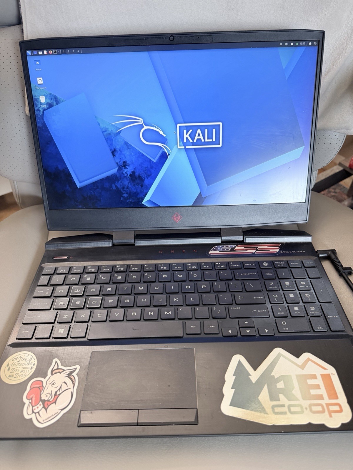 HP Omen 15 Gaming Laptop – GTX 1660 Ti – 16GB RAM – Dual 1TB Drives READ desc