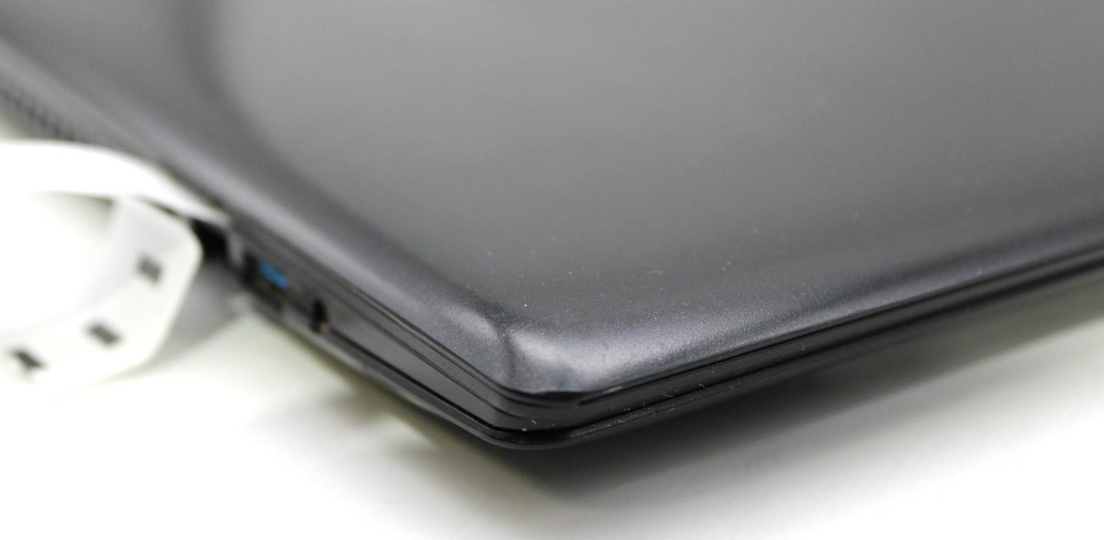 Lenovo Flex 2-15 i7-4510U@2.0GHz 4GB DDR3 RAM NO STORAGE/OS *PARTS/REPAIR*