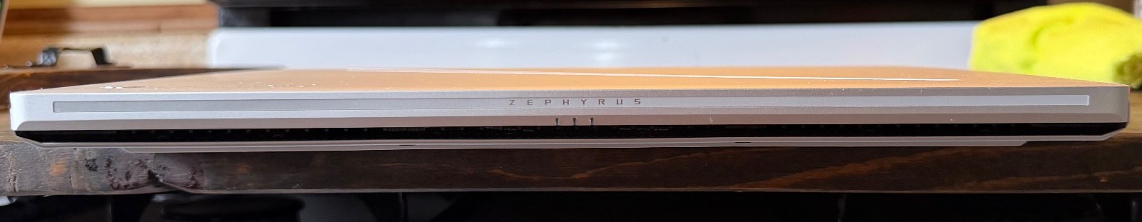 ASUS ROG Zephyrus G14 14″ 3K OLED 120Hz Ryzen 9 270 16GB RTX 5060 1TB SSD