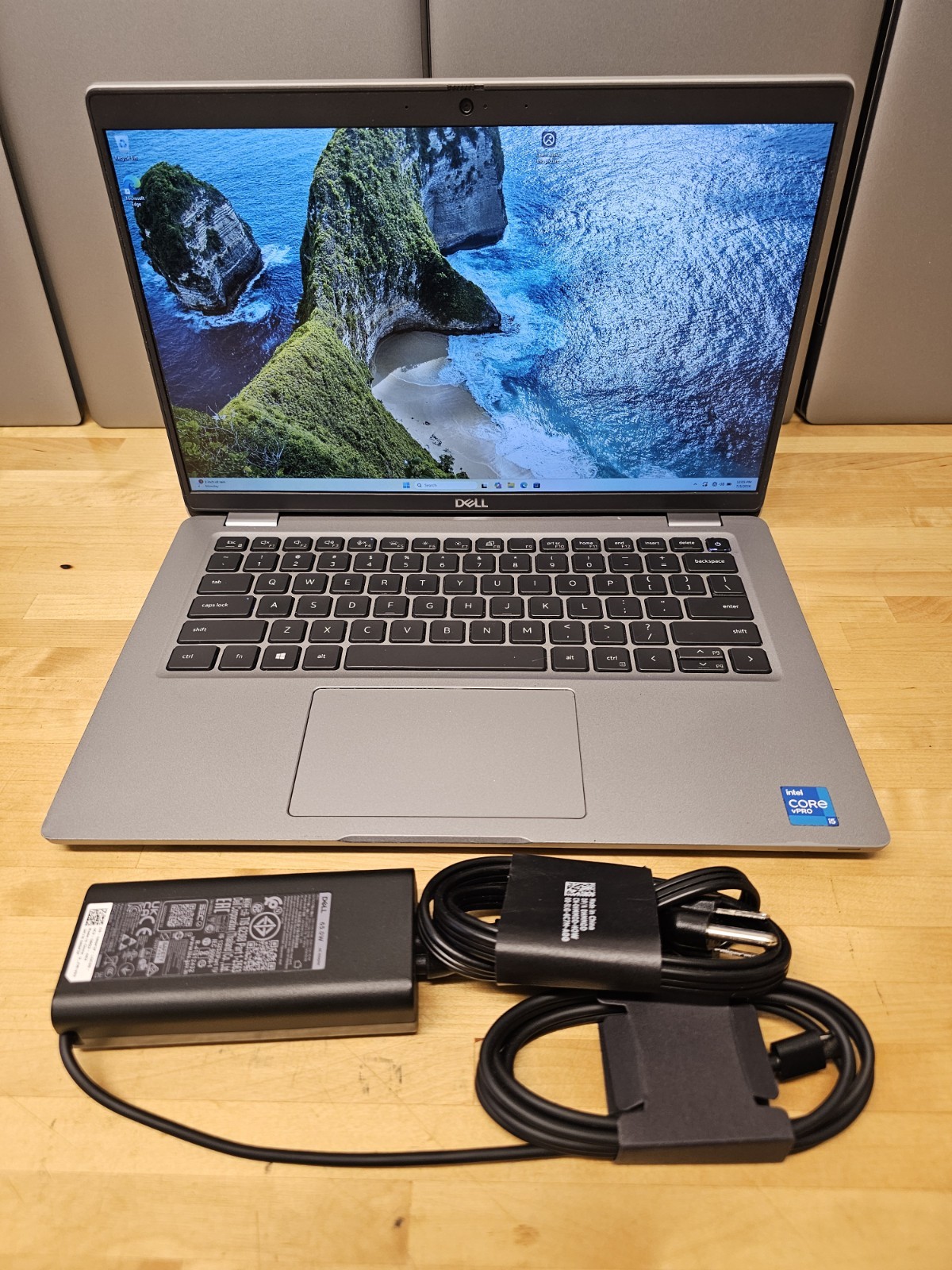 Dell Latitude 5420 14″ Laptop i5-1145G7@2.6GHz 16GB RAM 256GB SSD Windows 11 Pro