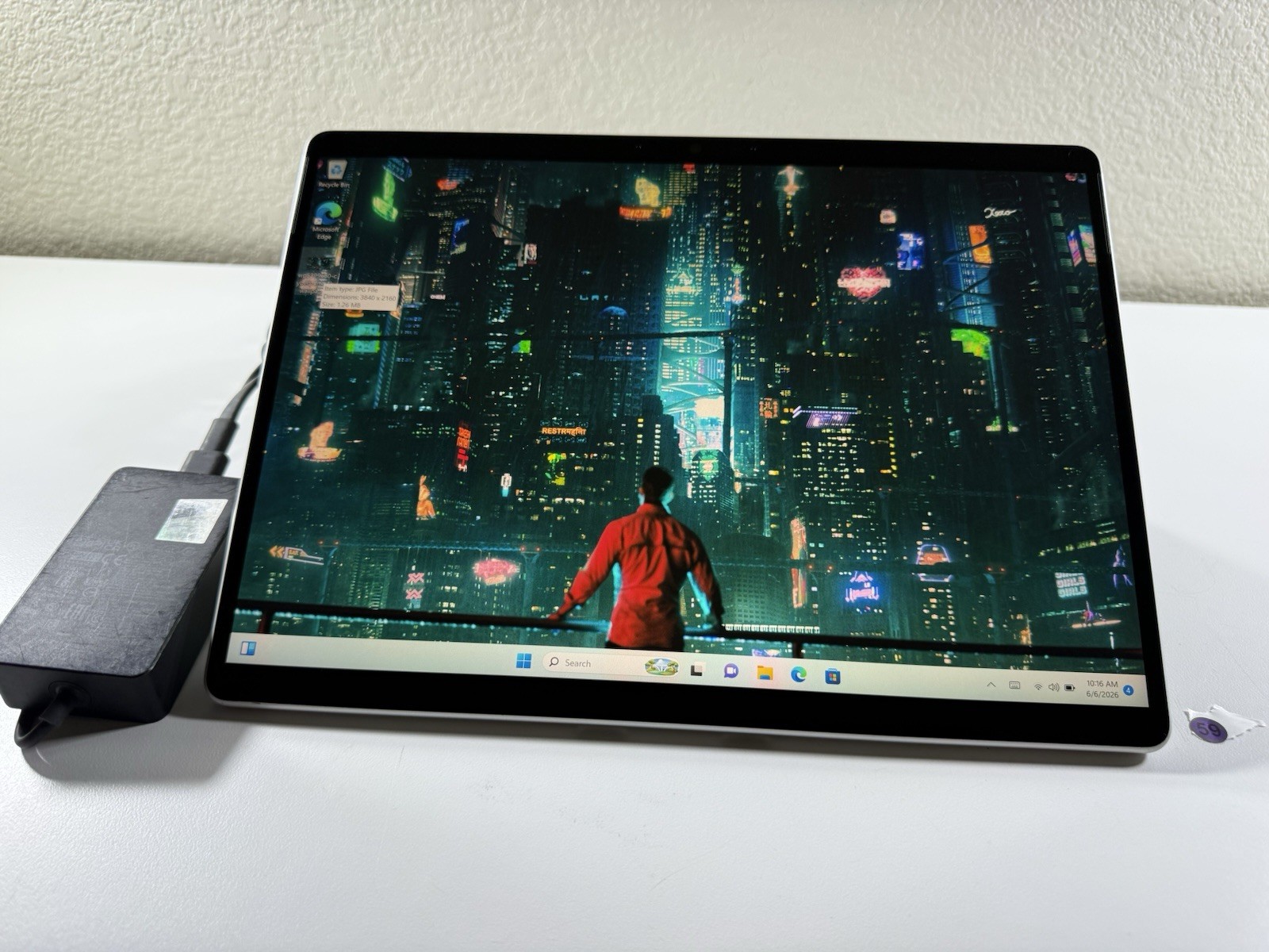 Microsoft Surface Pro 8 (1982) i5-1145G7 – 16GB RAM – 256GB 120Hz – Win 11 Pro