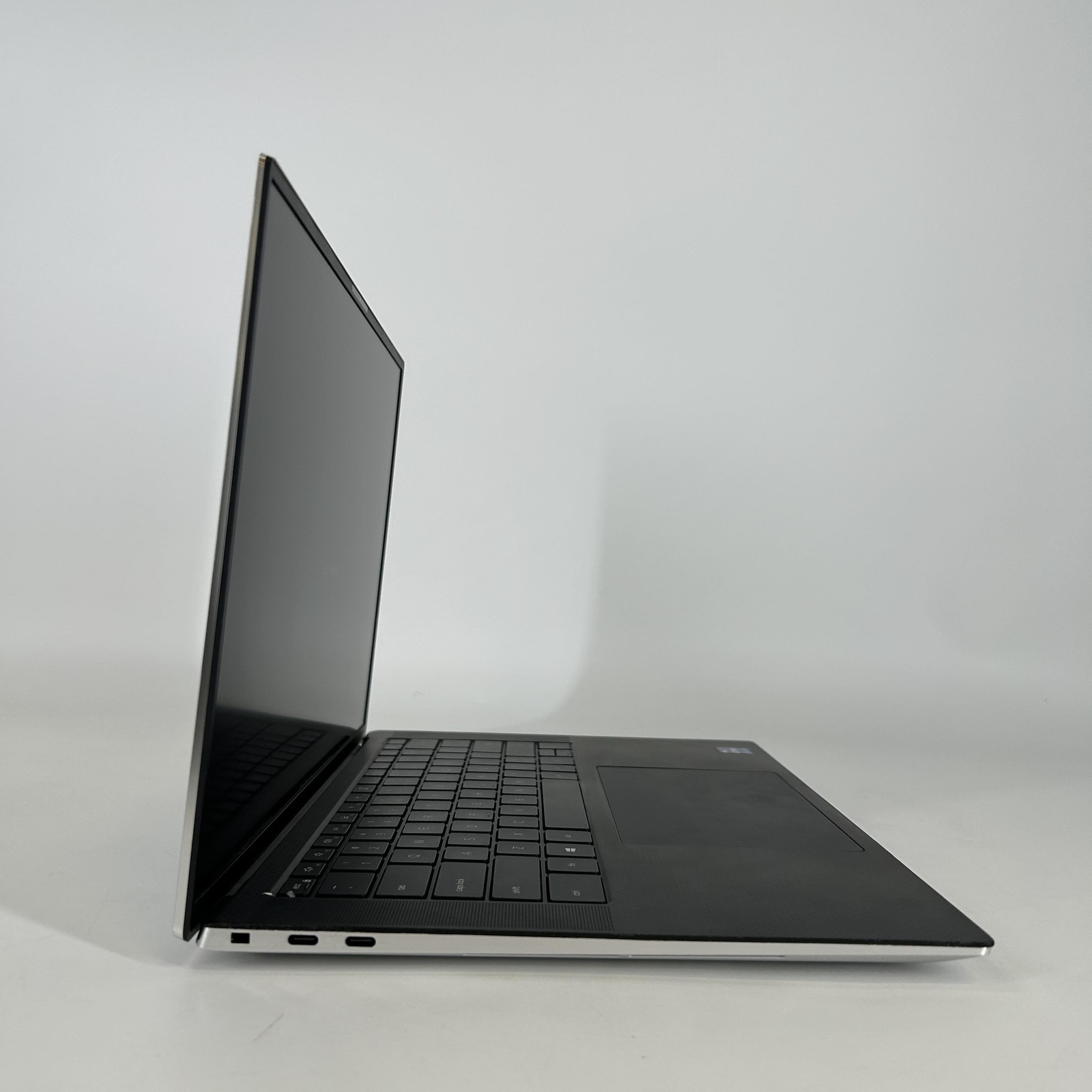 Dell XPS 15 9510 FHD+ i9-11900H 2.50GHz 16GB 1TB SSD RTX 3050 Ti Very Good