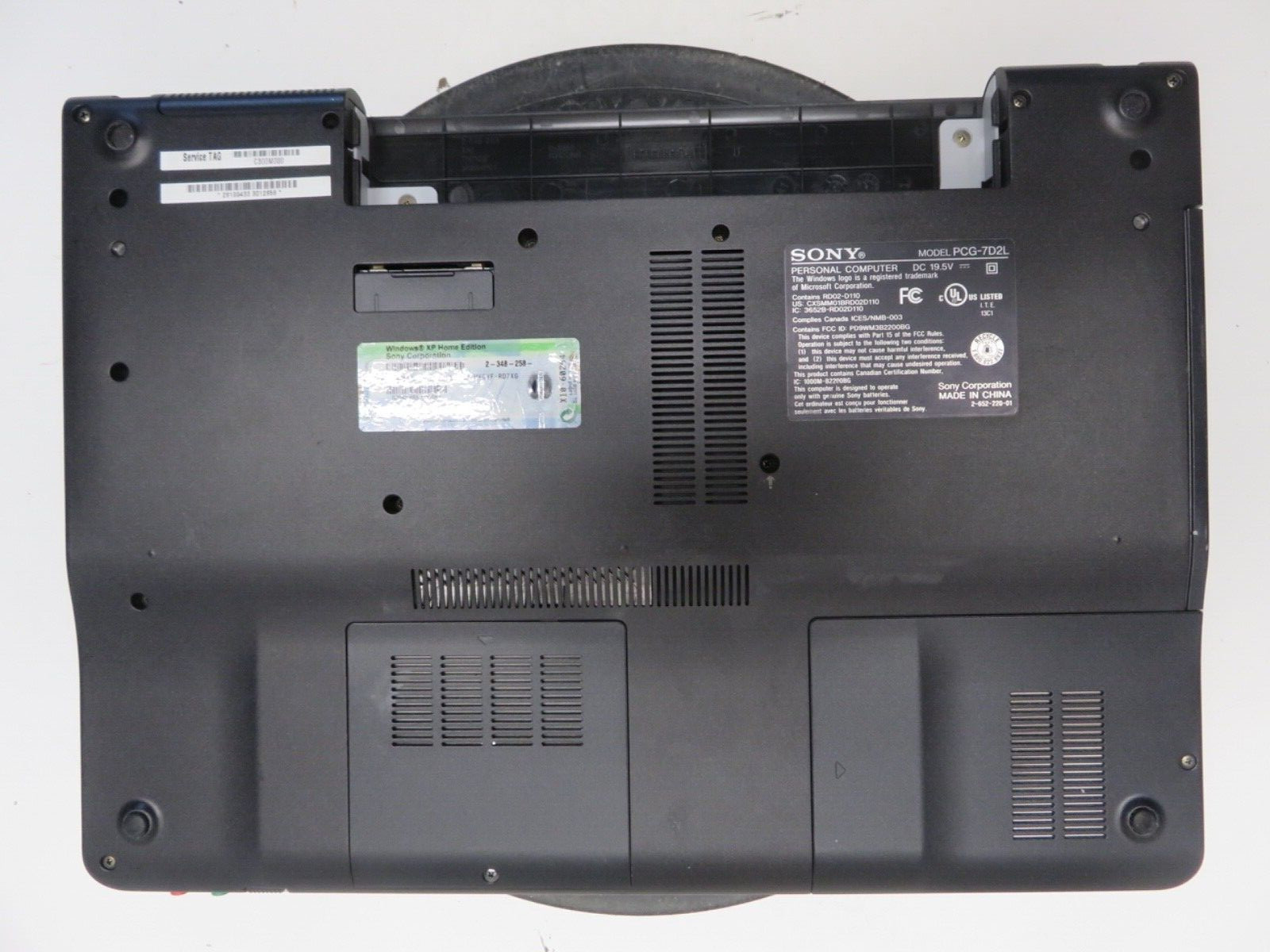 Sony Vaio VGN-FS740 PCG-702L Pentium M 740 1730MHz 512 MB NO HDD No Batt