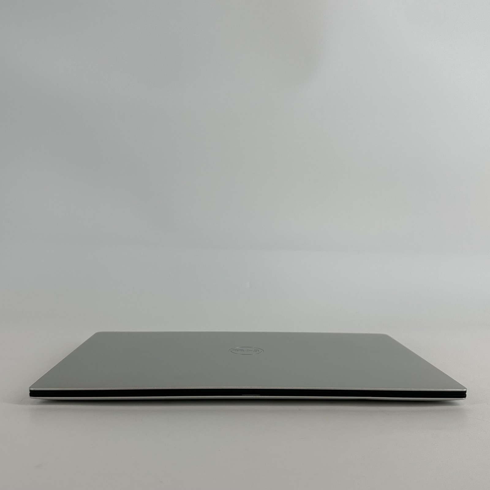 Dell XPS 13 7390 2020 Silver 4K TOUCH i7-10710U 1.10GHz 16GB 1TB SSD Good